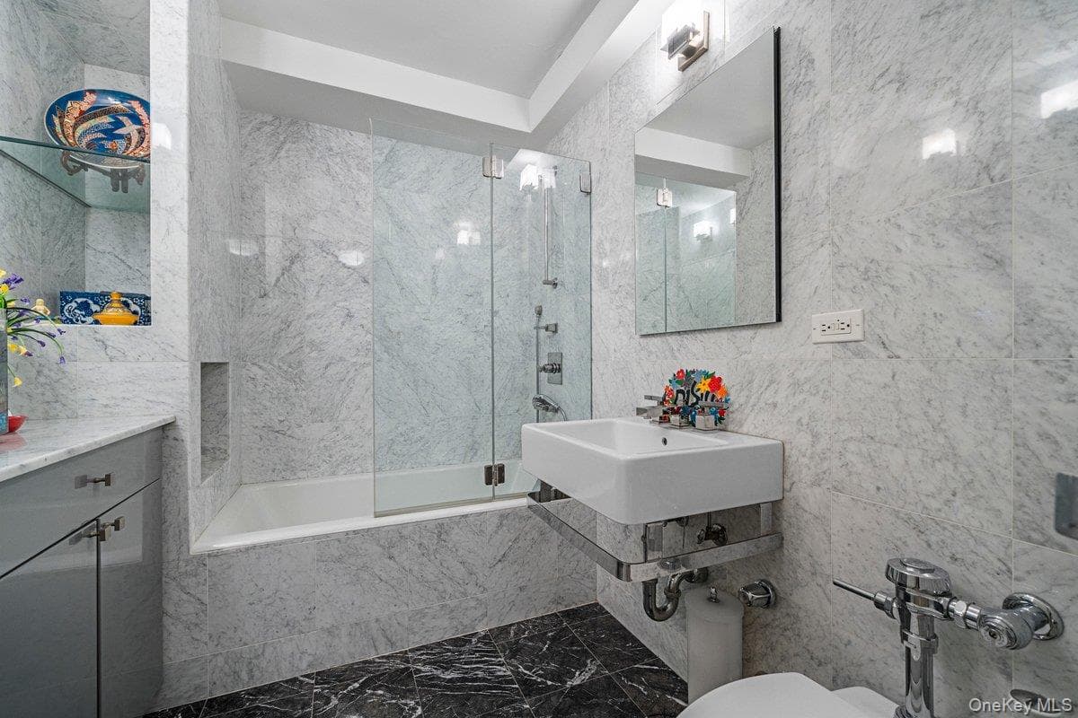 2575 Palisade Avenue Unit: 12AB thumbnail 30