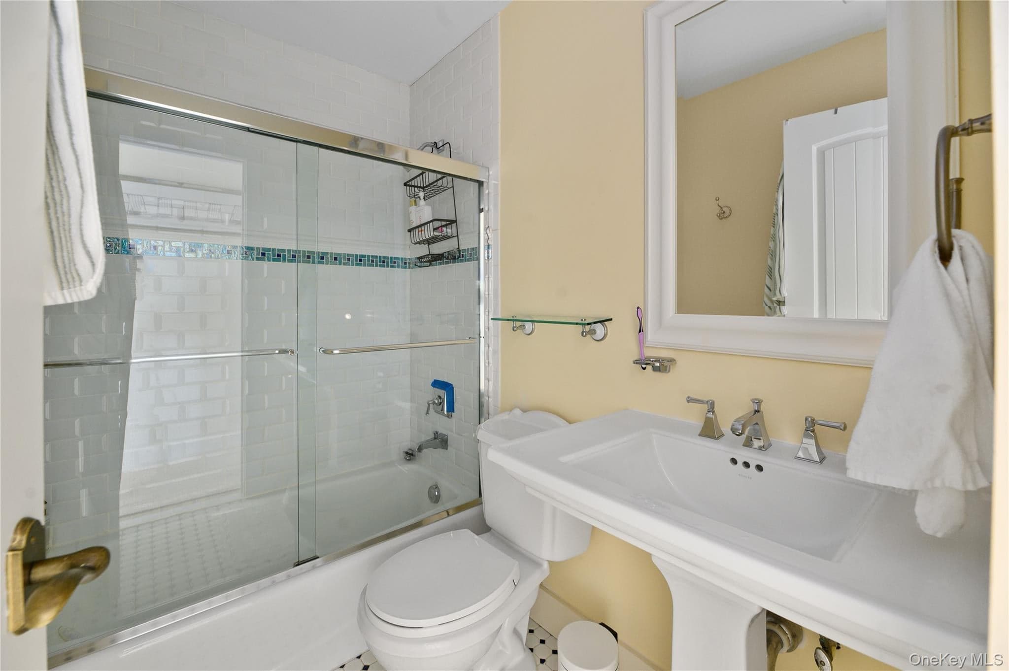 35 Gale Avenue thumbnail 21