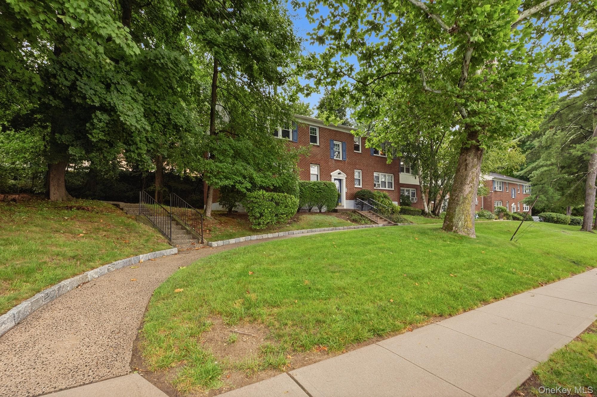 154 Underhill Avenue Unit: 2A thumbnail 2