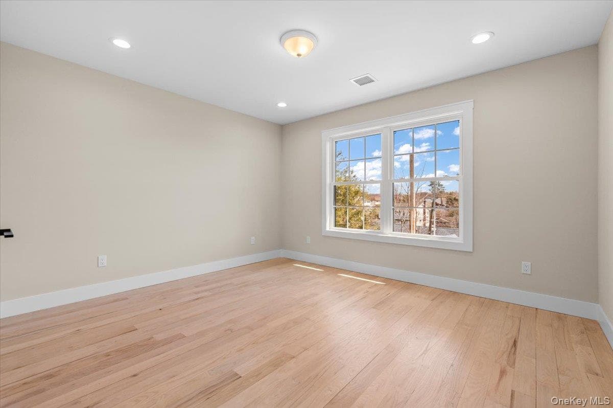 31 Cedar Drive thumbnail 27