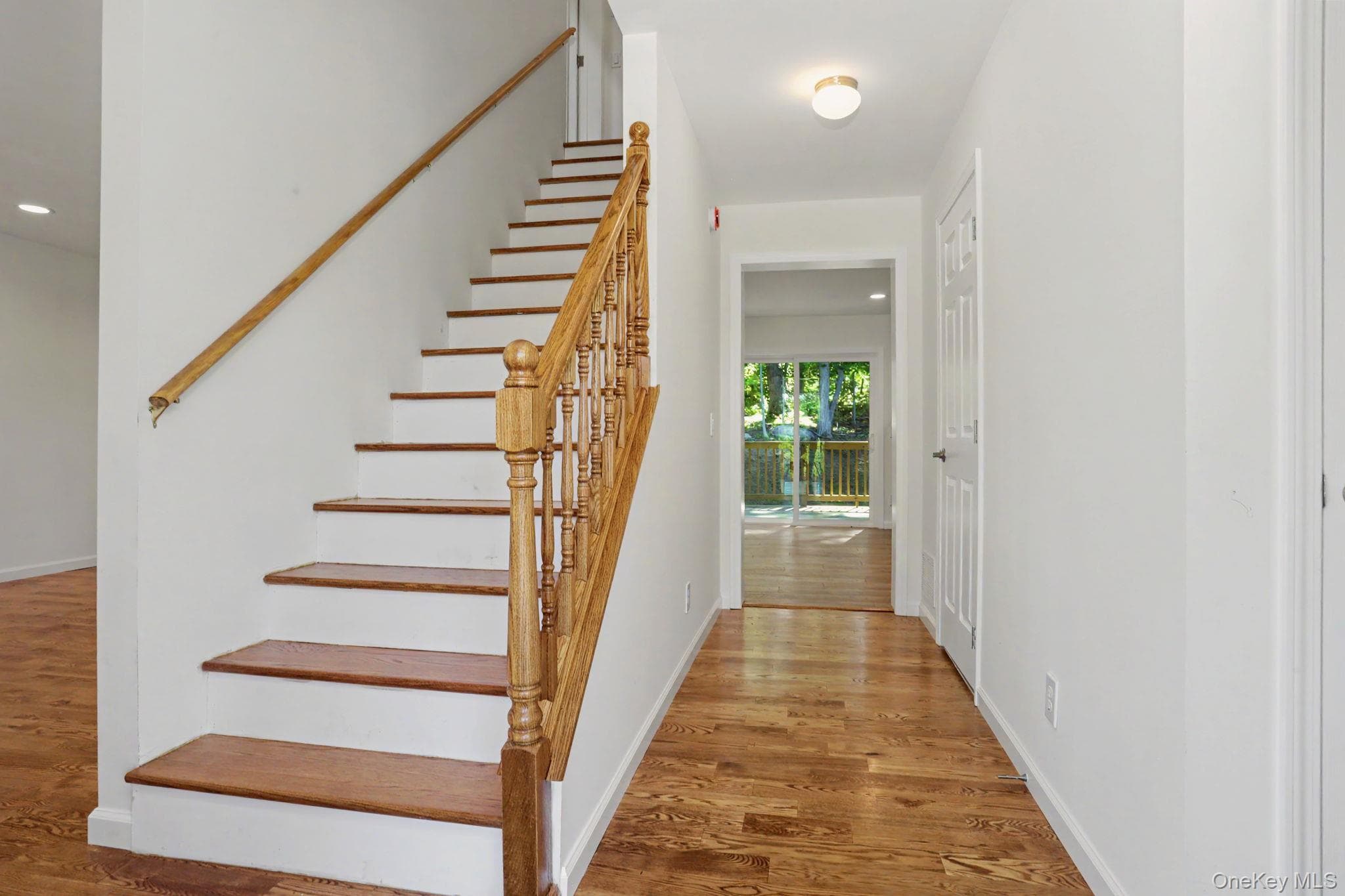 32 Spruce Road thumbnail 11