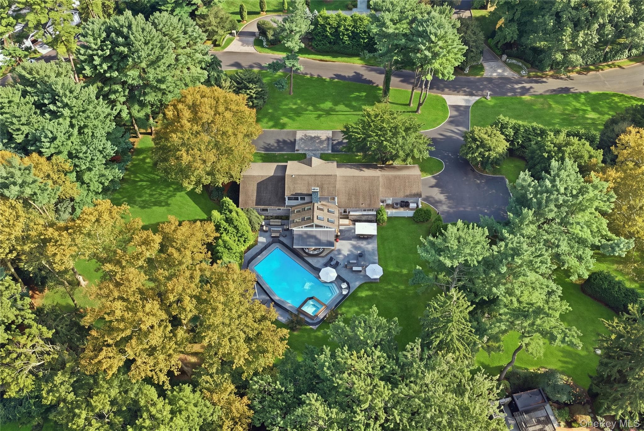 2 Meadow Road thumbnail 41