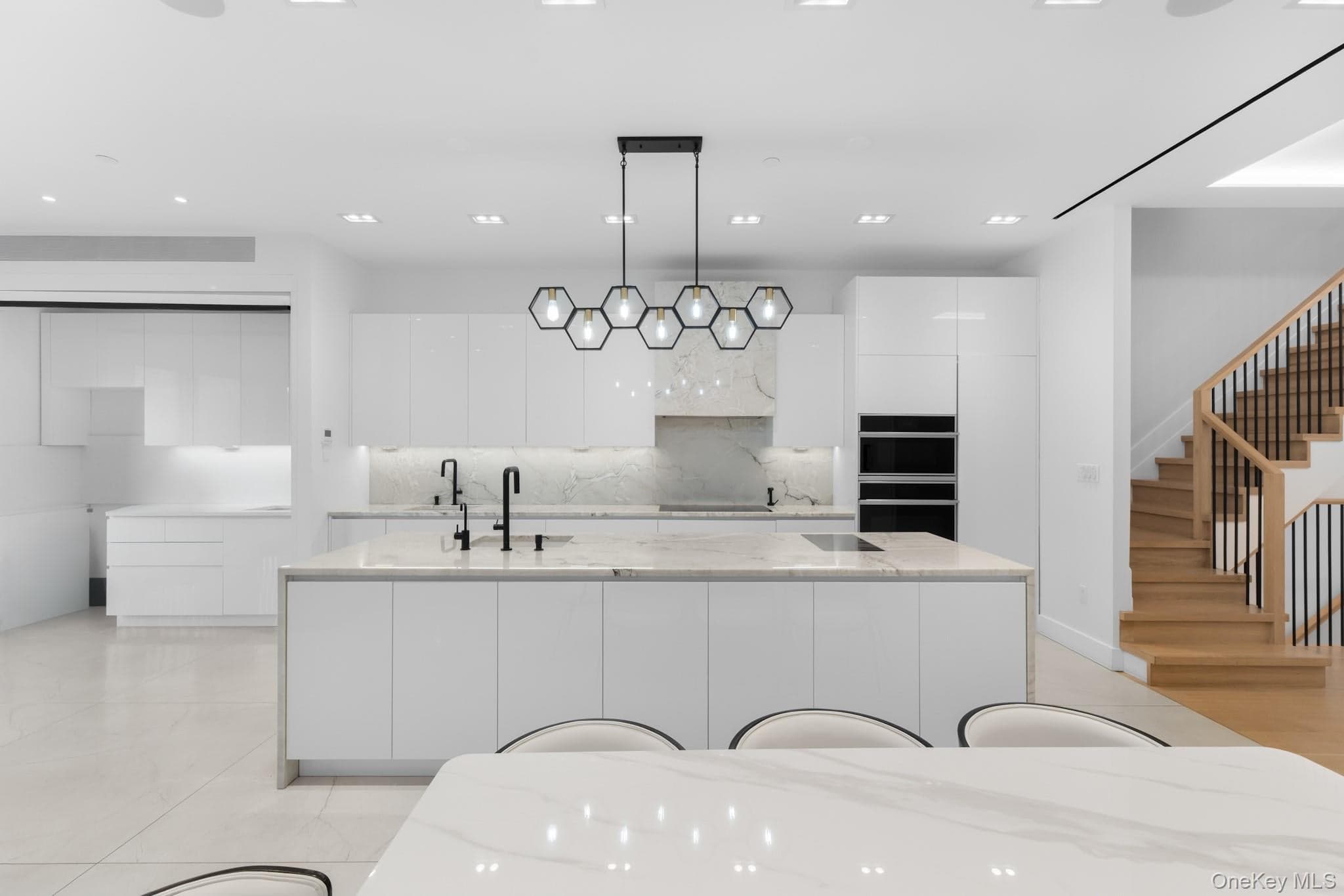 207 Lee Avenue thumbnail 45