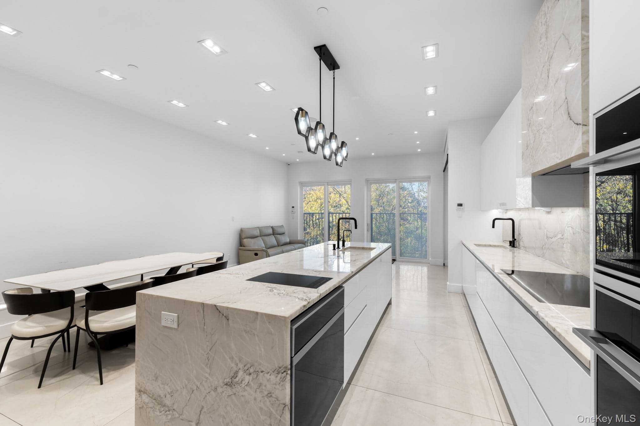 207 Lee Avenue thumbnail 17