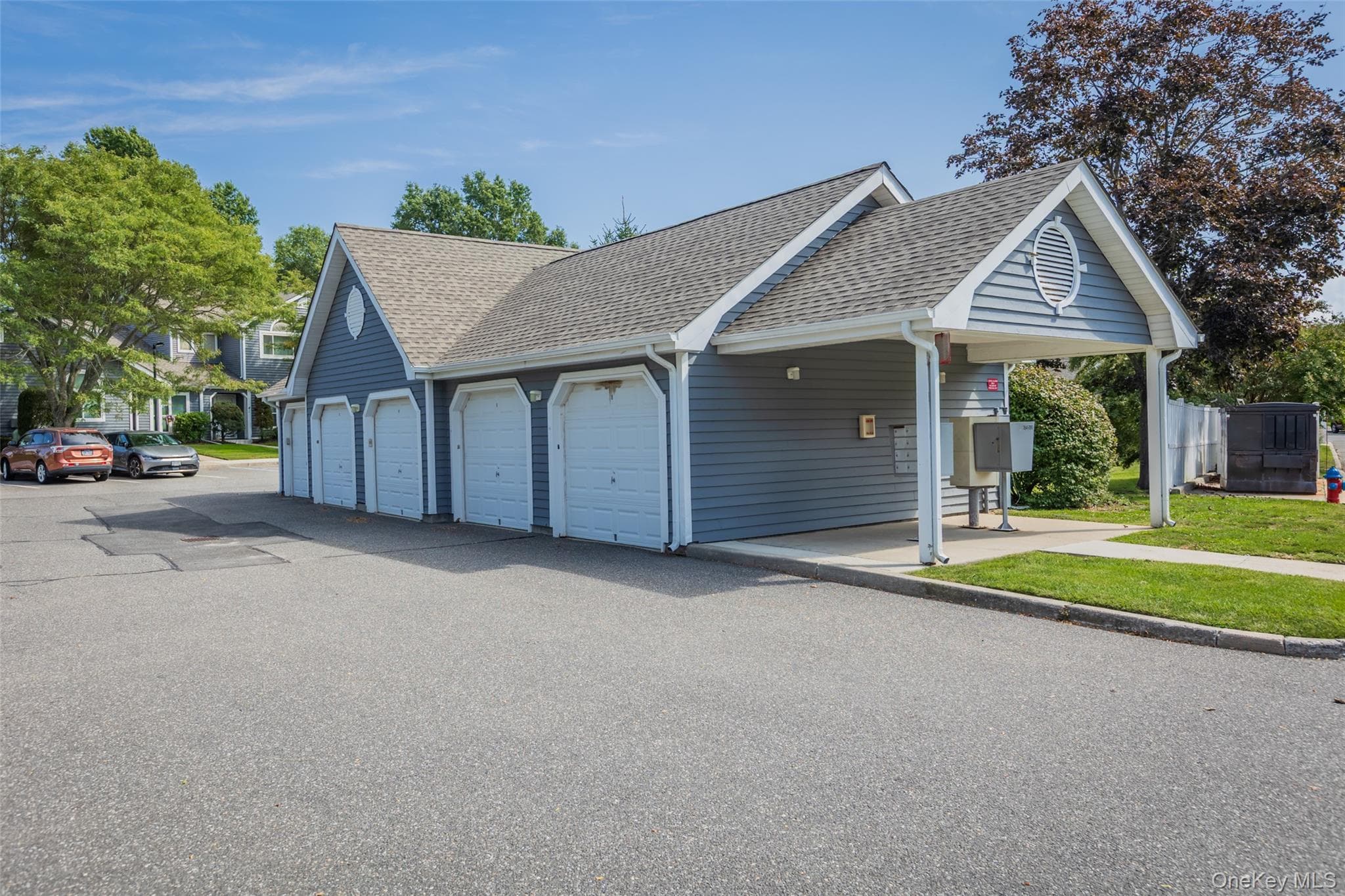 764 Birchwood Park Drive thumbnail 5