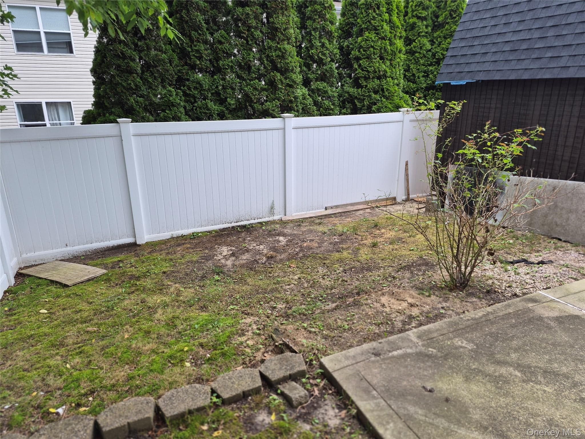 1128 N Ocean Avenue thumbnail 23