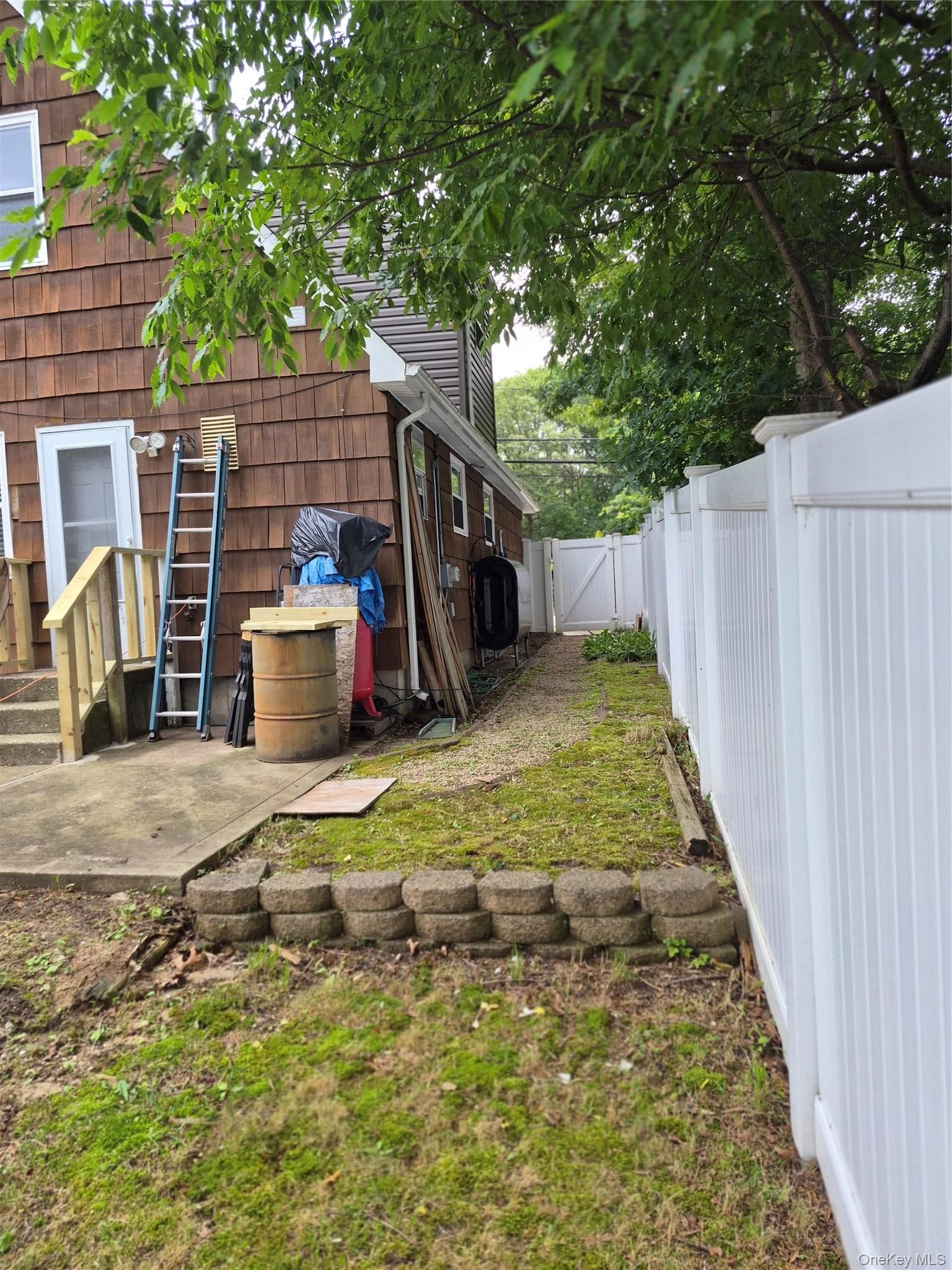 1128 N Ocean Avenue thumbnail 24