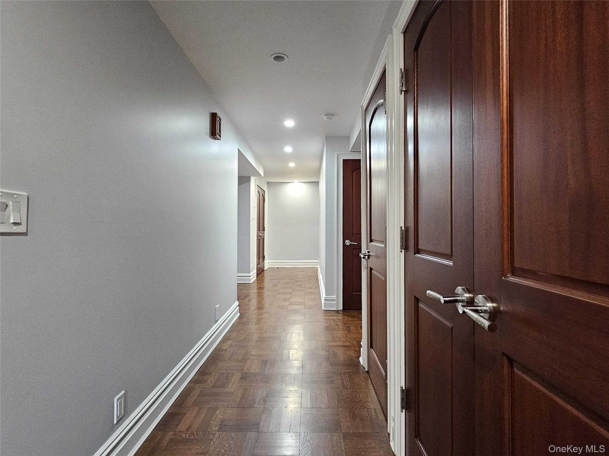49 Greenridge Avenue thumbnail 14