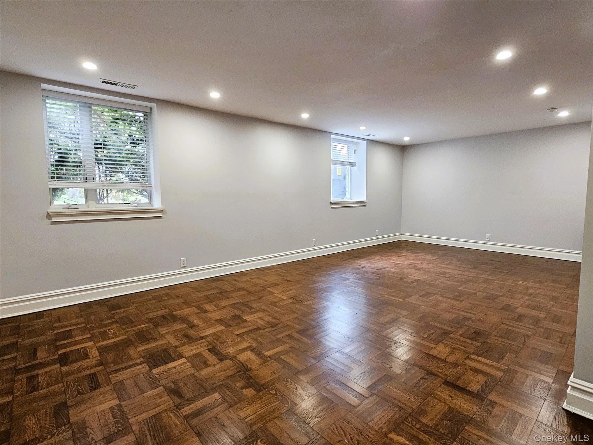 49 Greenridge Avenue thumbnail 28