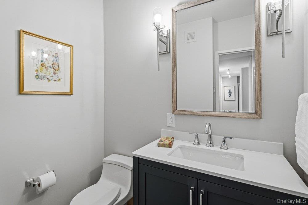 27010 Grand Central Parkway Parkway Unit: 26K thumbnail 14