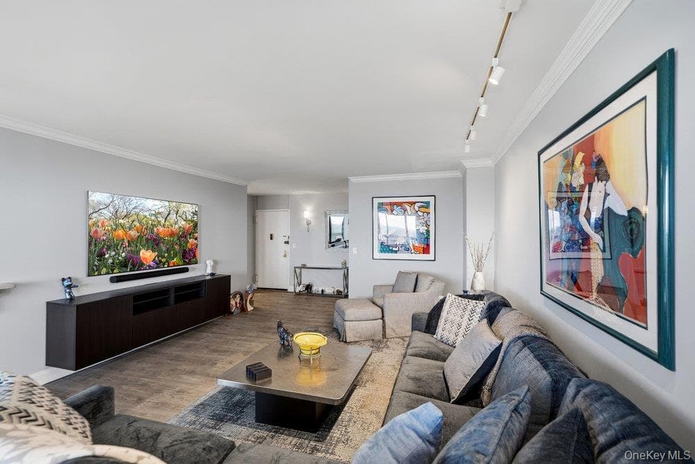 27010 Grand Central Parkway Parkway Unit: 26K thumbnail 5