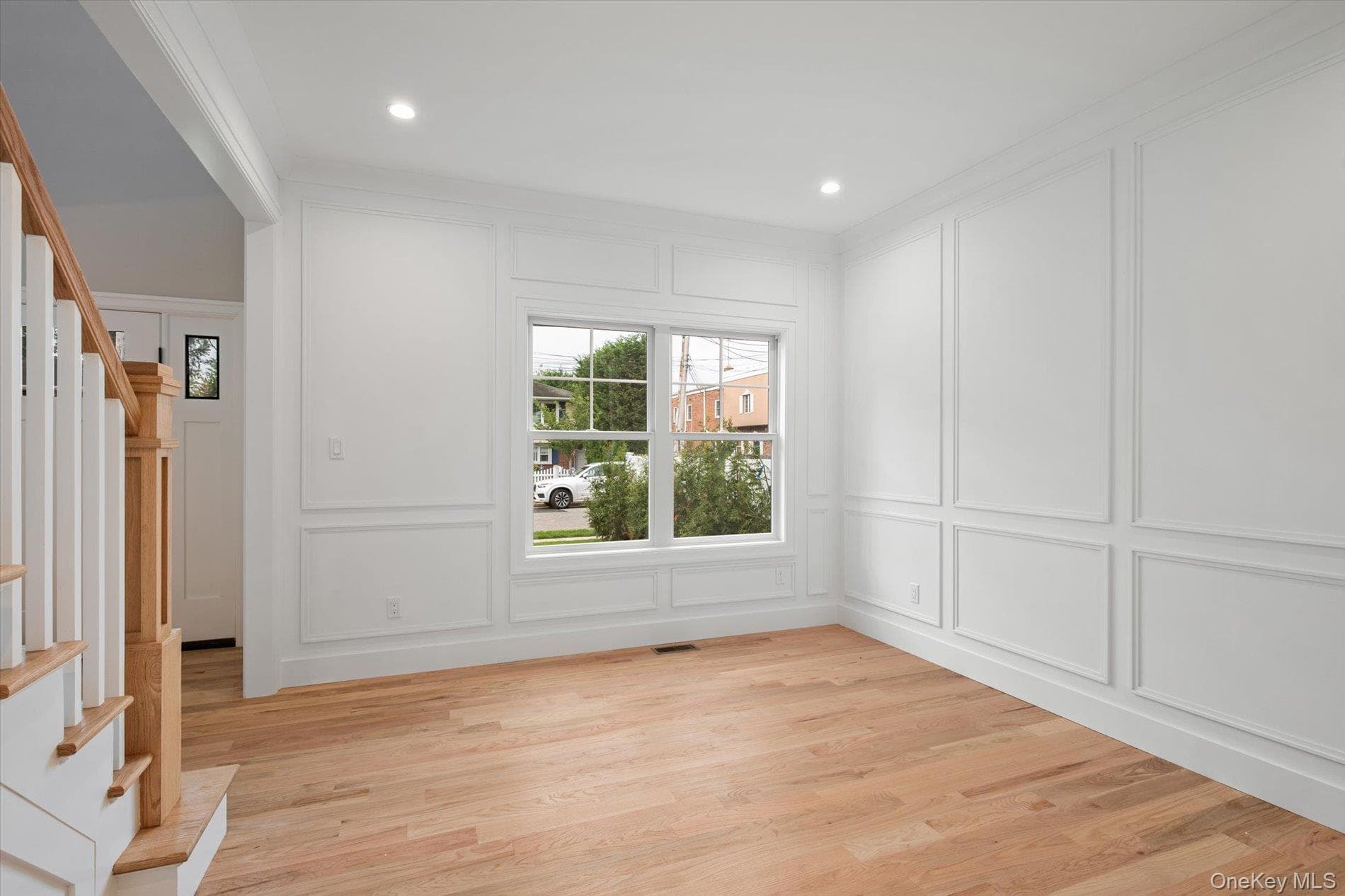 111 Jackson Avenue thumbnail 5
