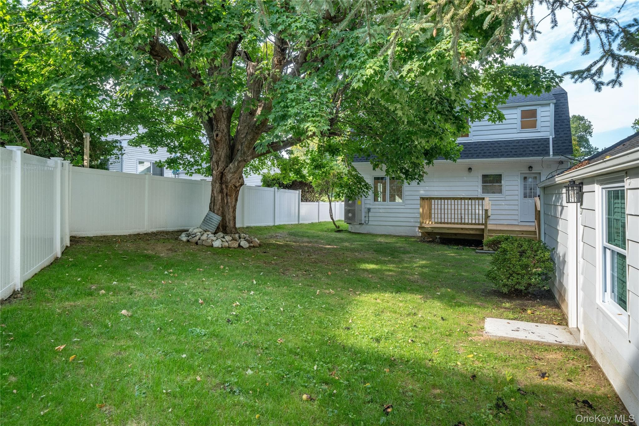 208 Lincoln Avenue thumbnail 29