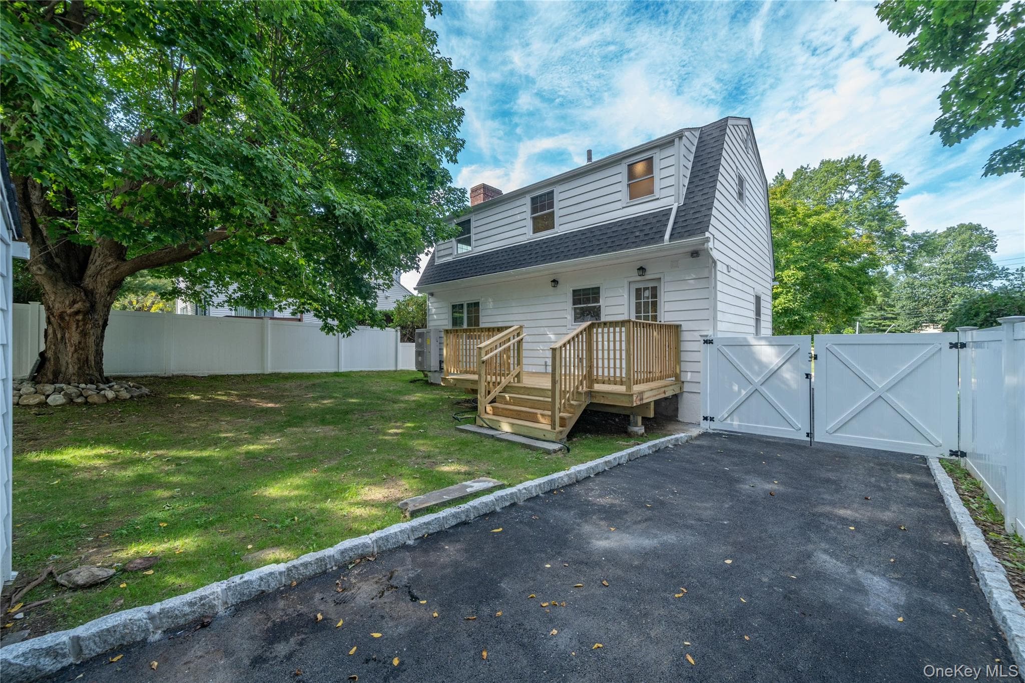 208 Lincoln Avenue thumbnail 28