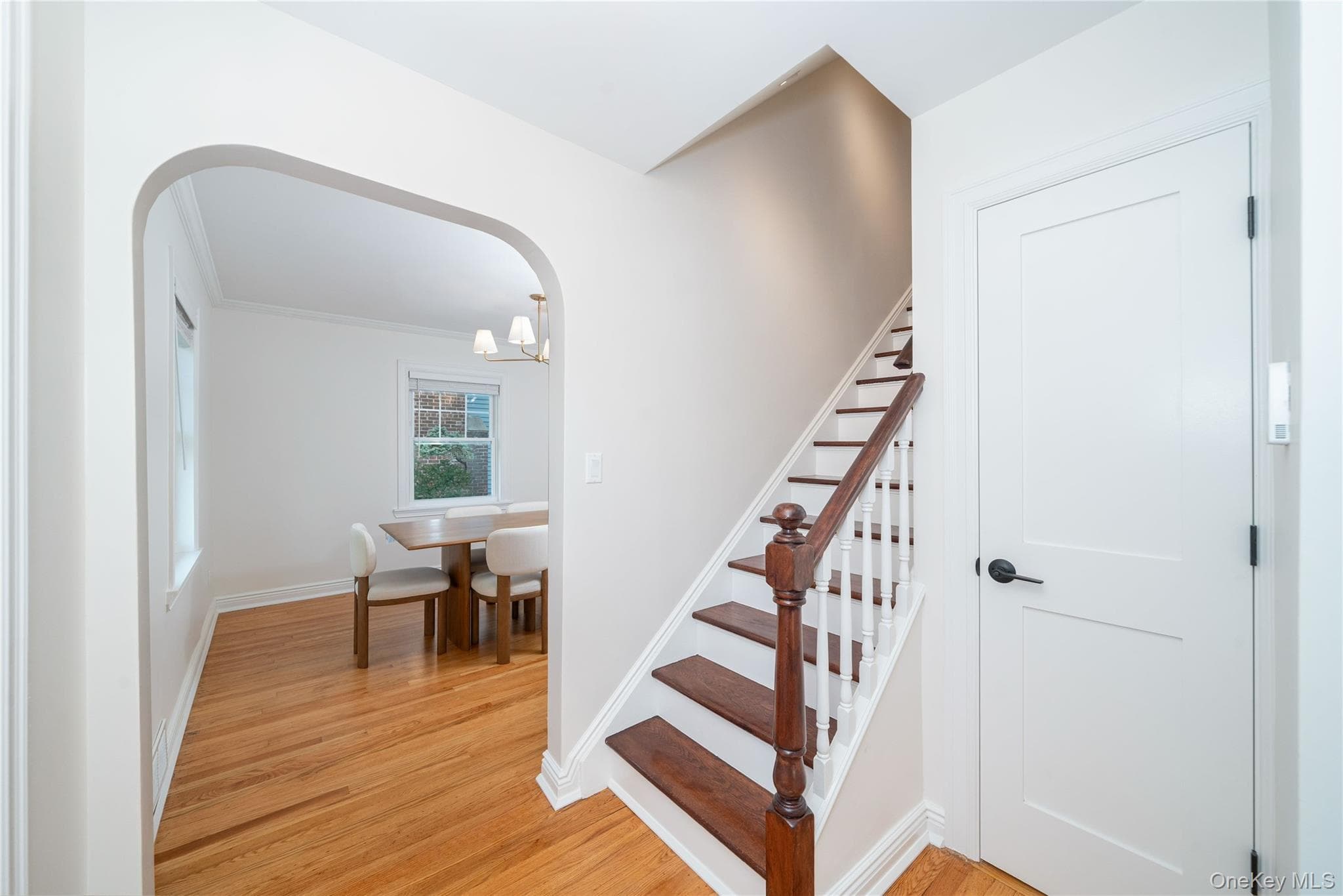 208 Lincoln Avenue thumbnail 14