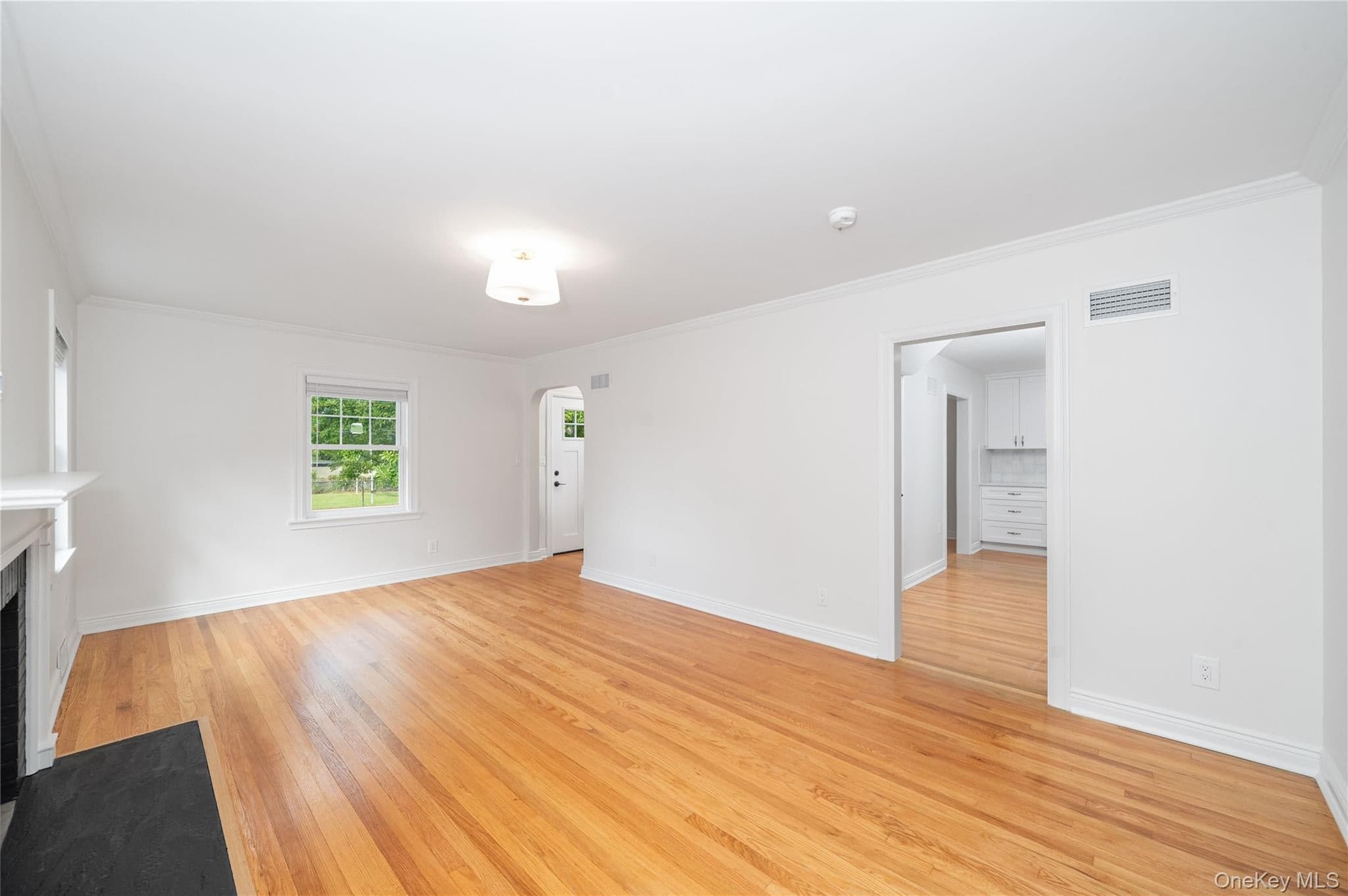 208 Lincoln Avenue thumbnail 13