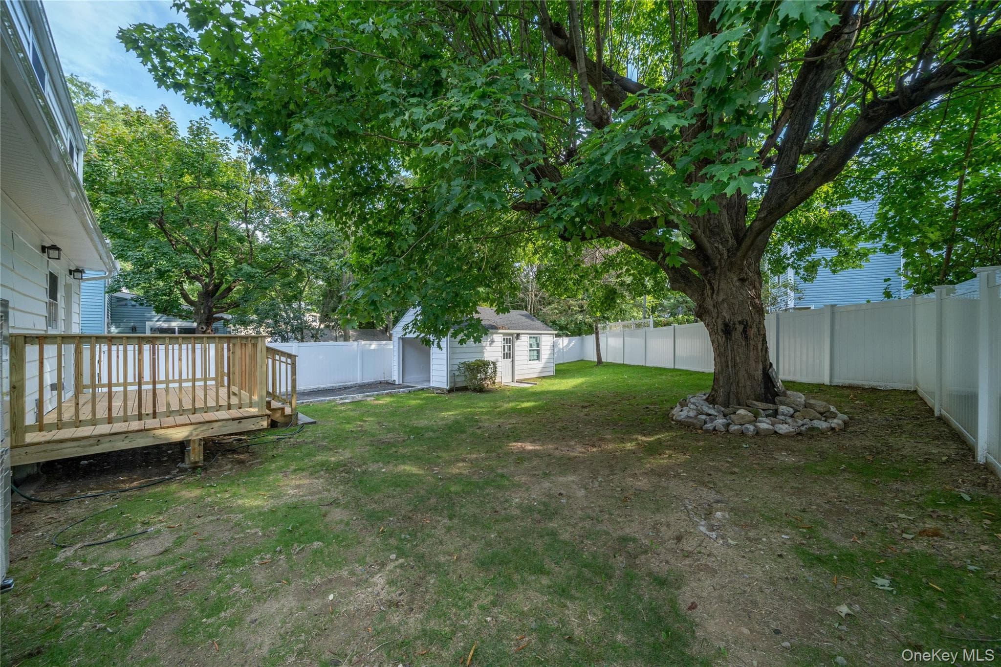 208 Lincoln Avenue thumbnail 30