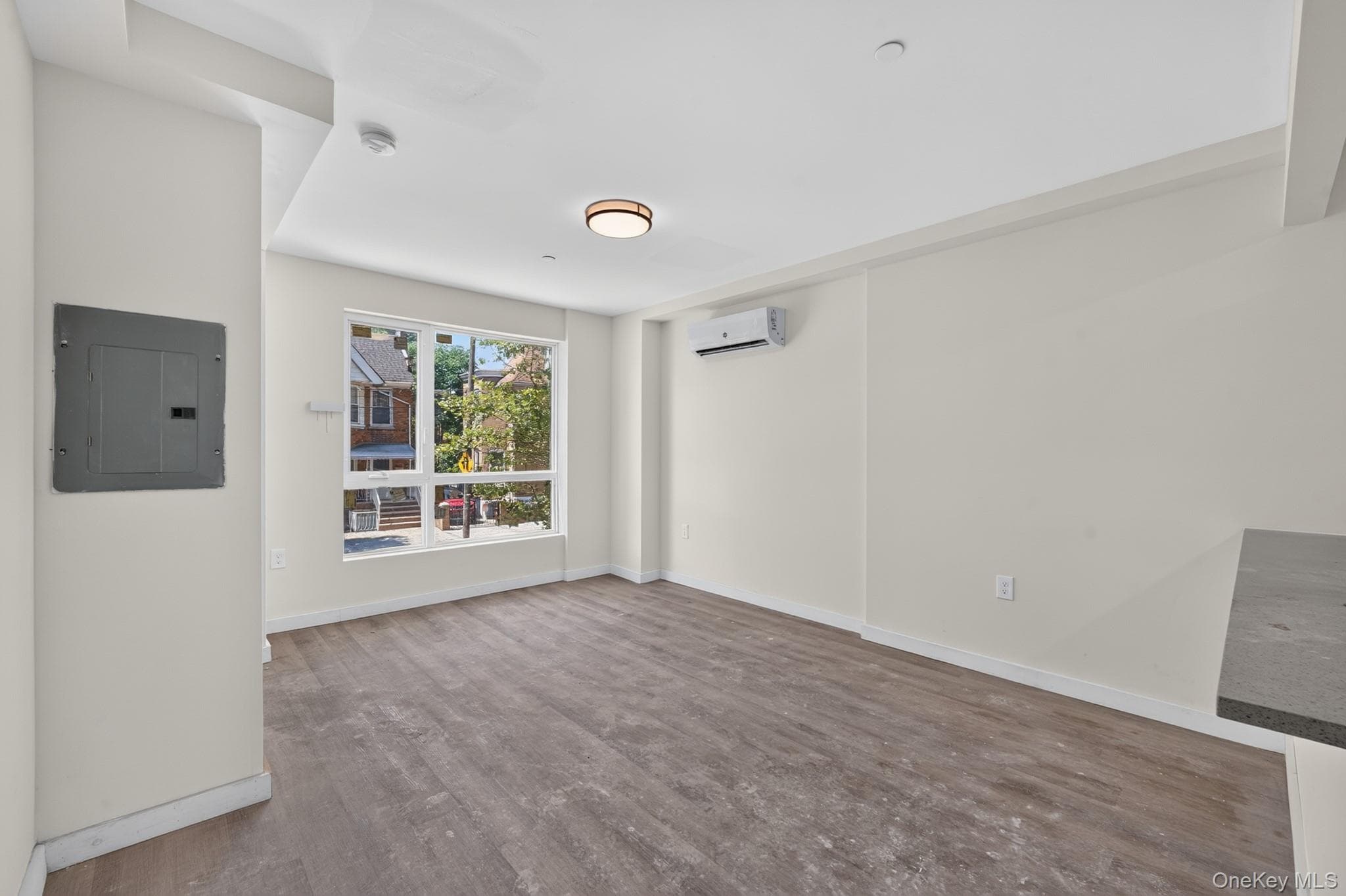 8613 124th Street thumbnail 4