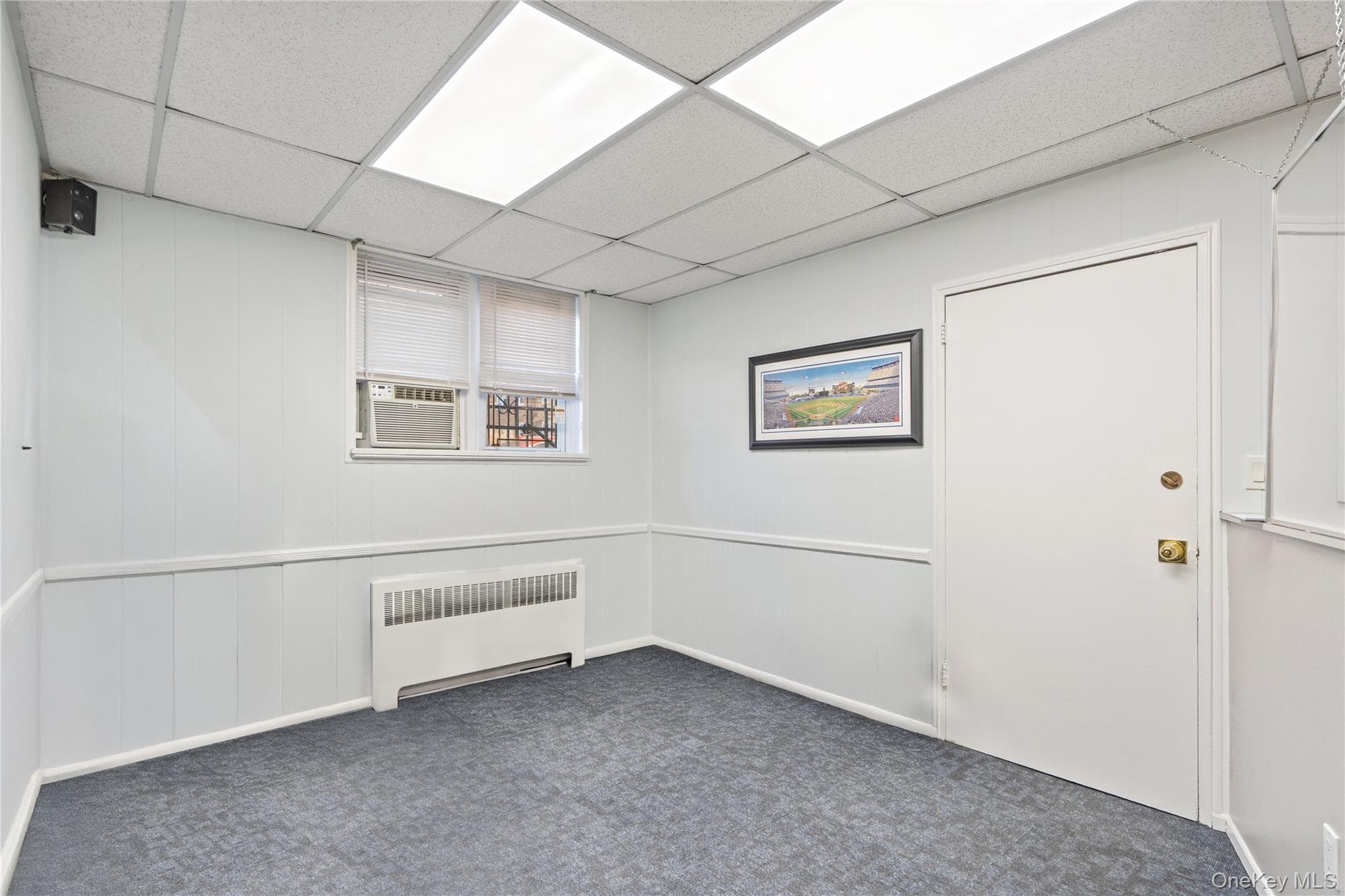 200 N Village Avenue Unit: 100 thumbnail 6