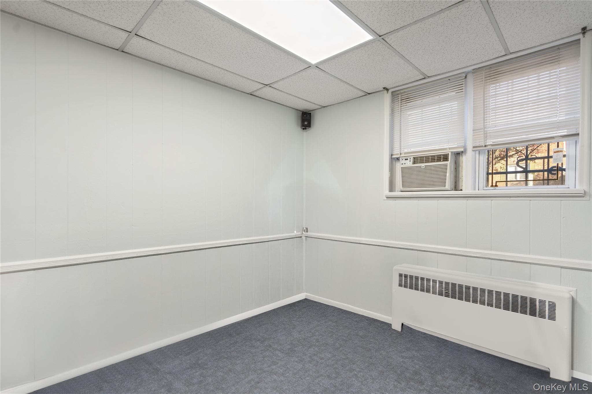 200 N Village Avenue Unit: 100 thumbnail 7
