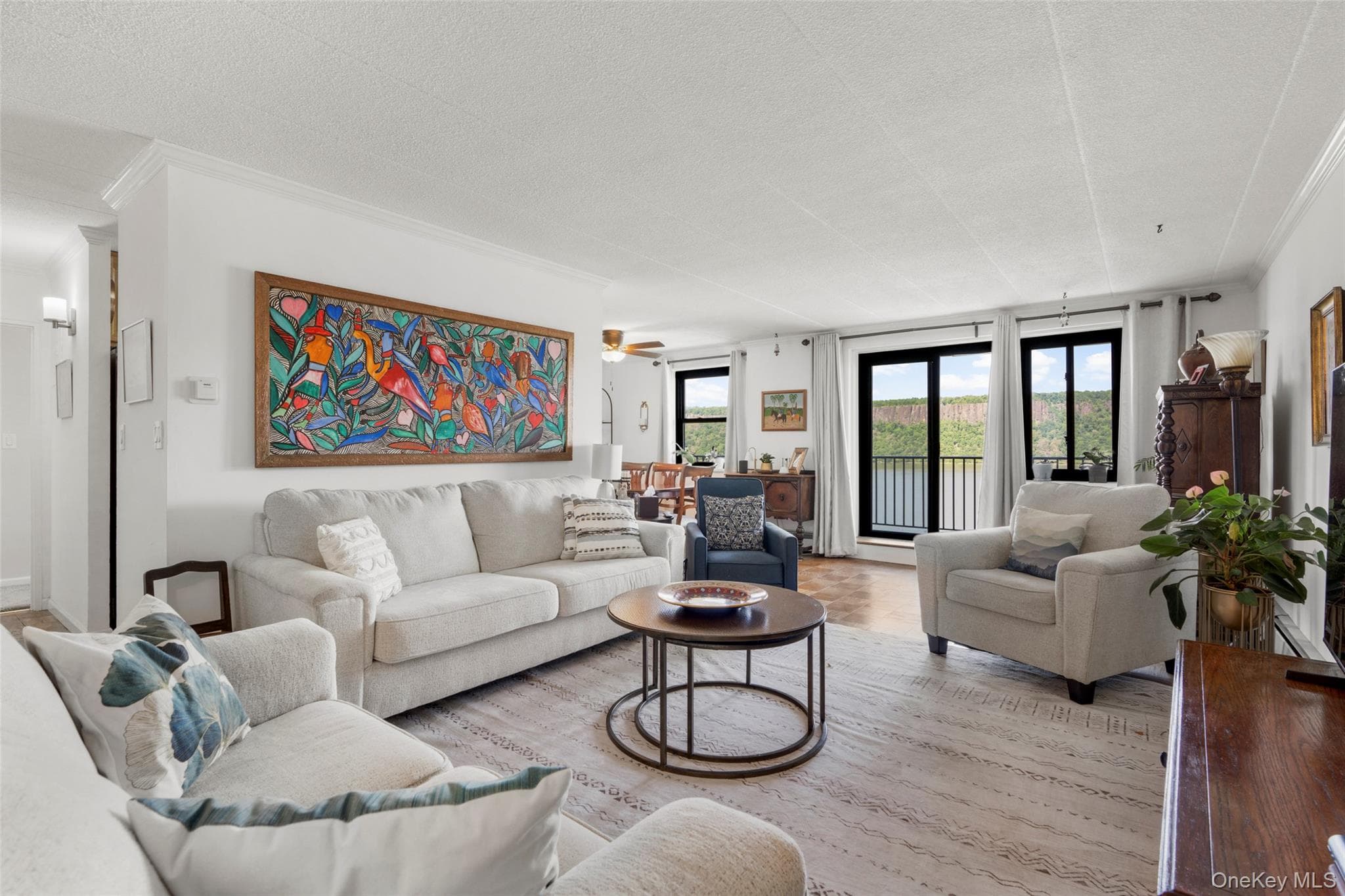 1085 Warburton Avenue Unit: 425 thumbnail 3