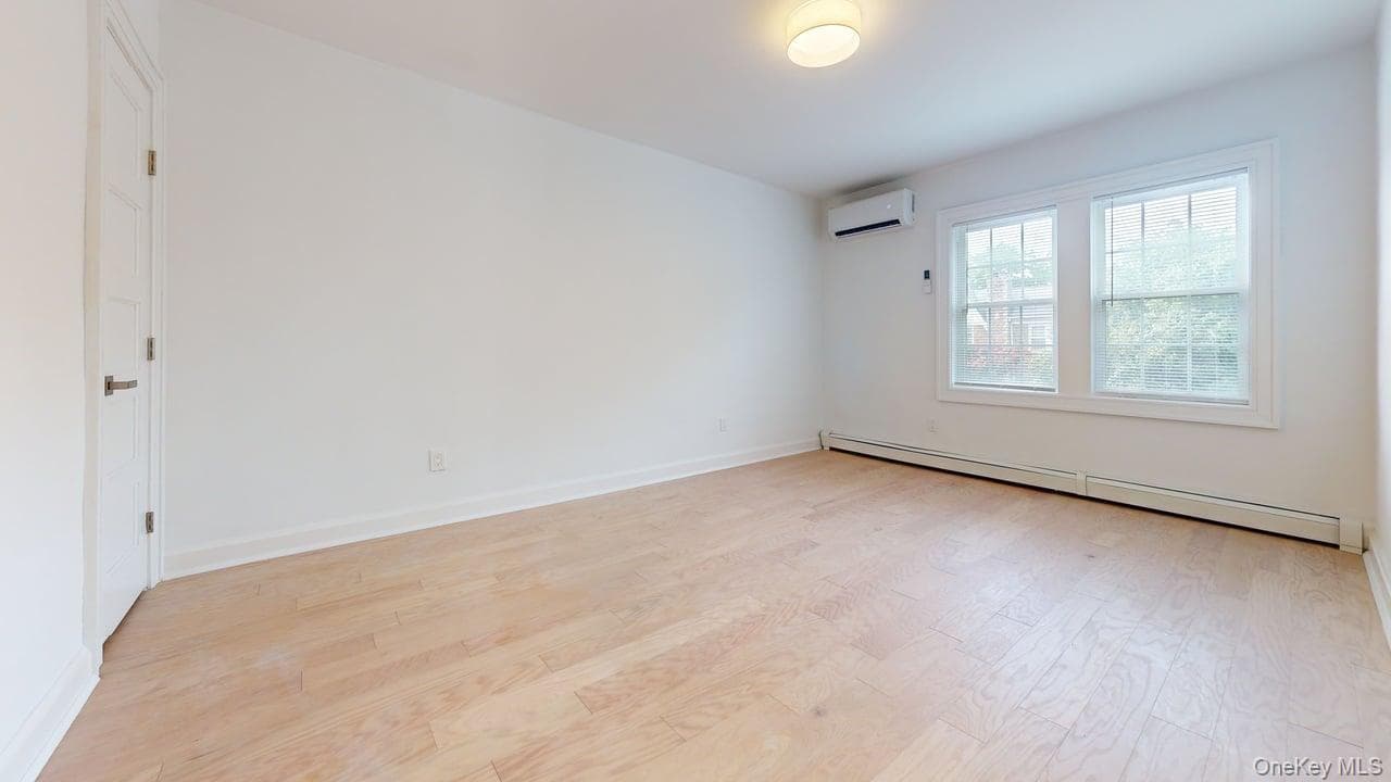 85-40 68th Avenue thumbnail 19
