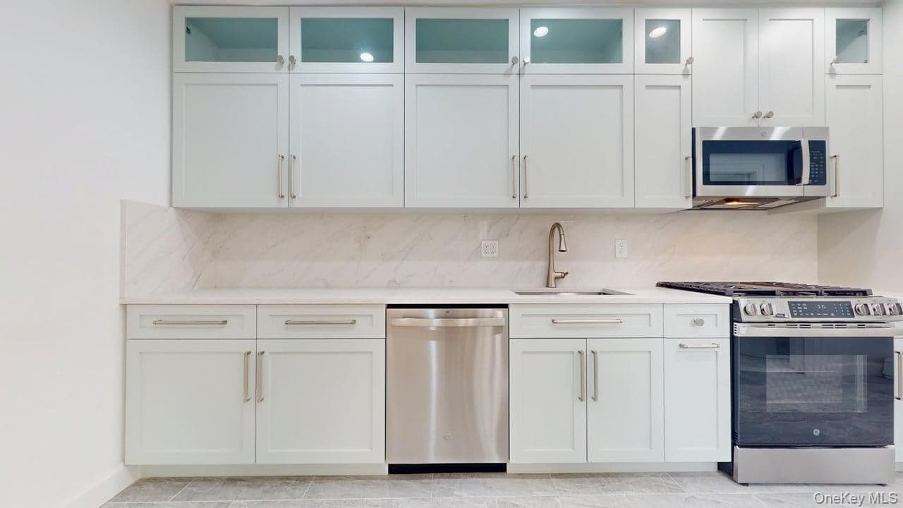 85-40 68th Avenue thumbnail 12