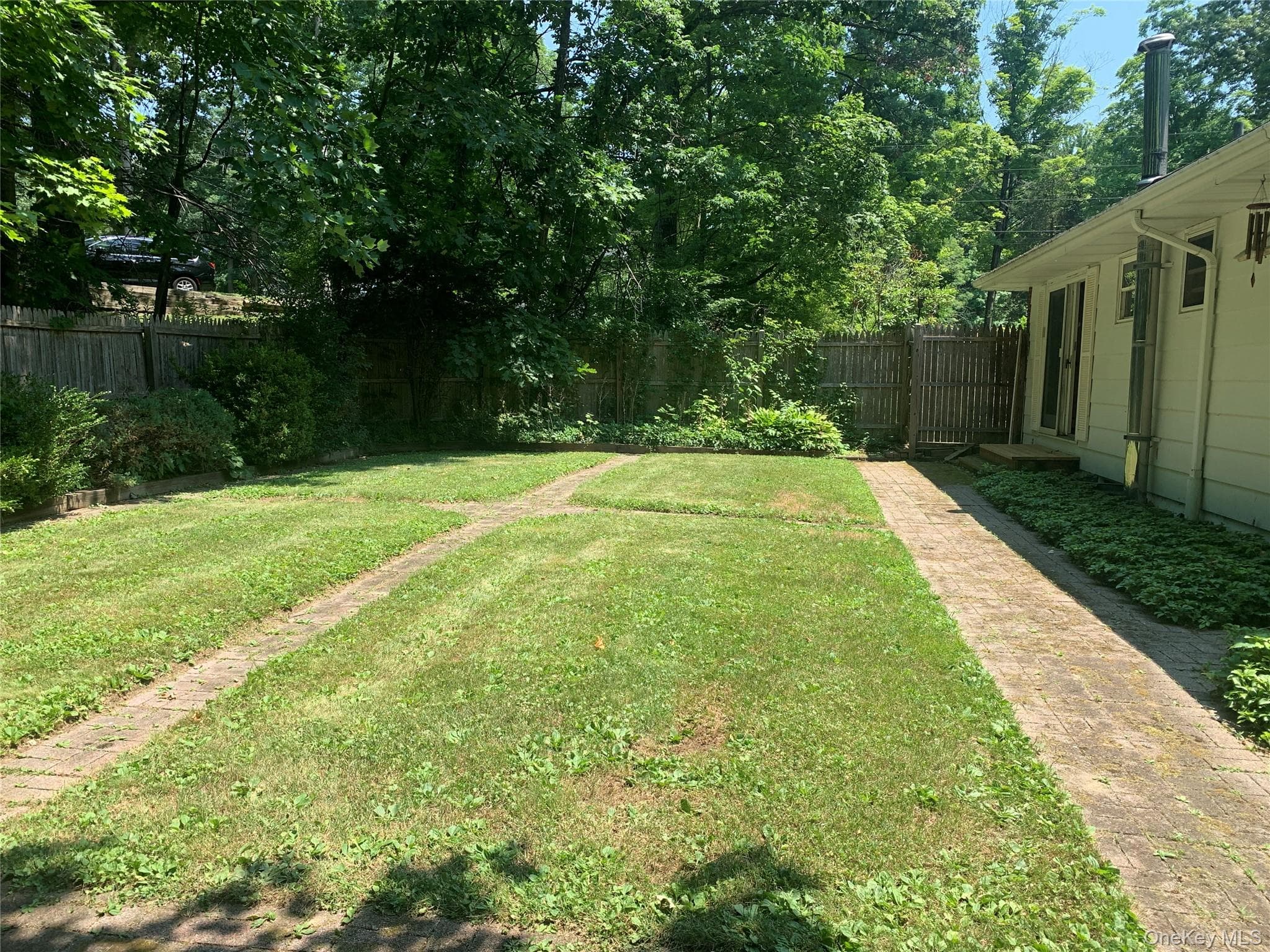 9 Dogwood Hill Road thumbnail 4