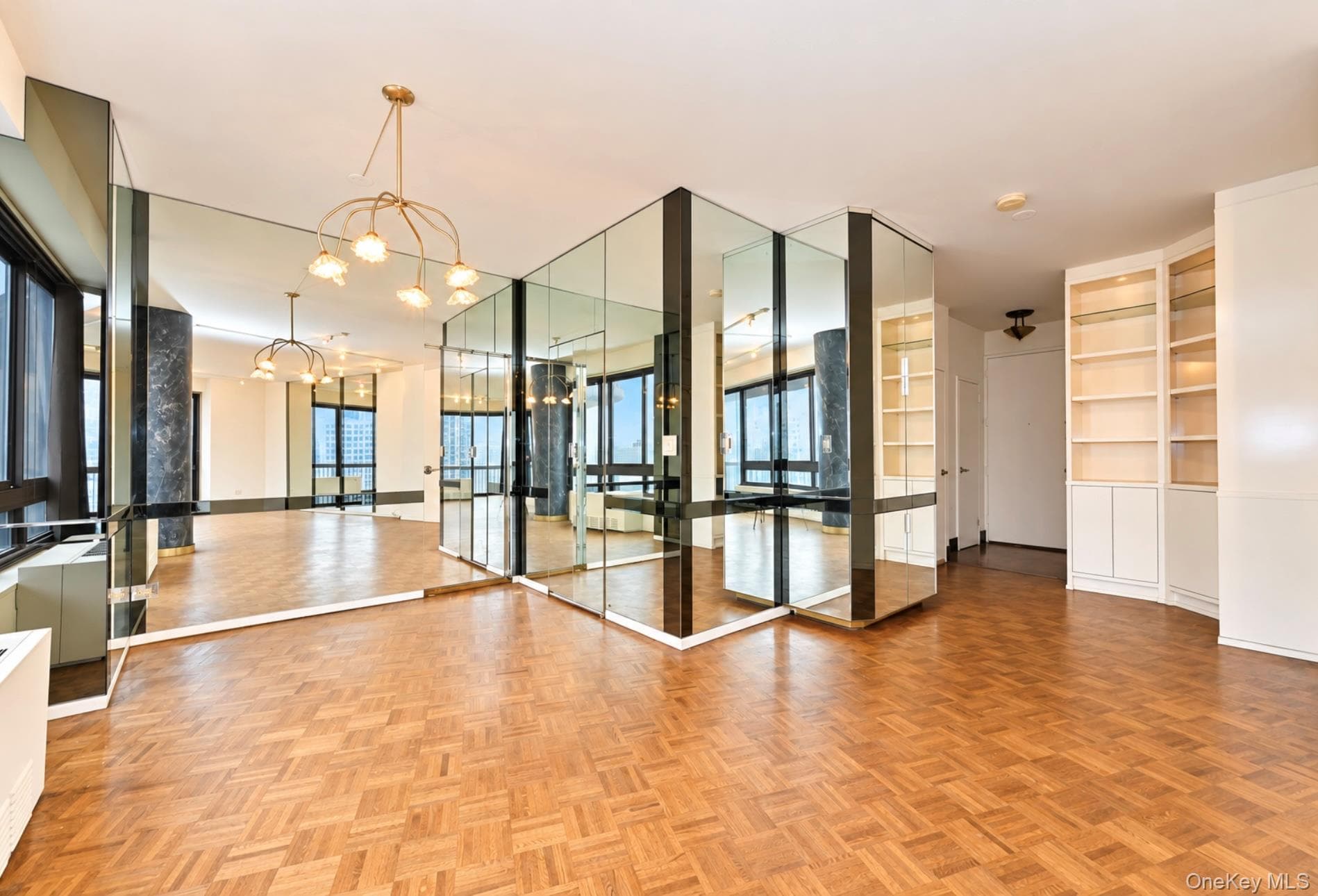 167 E 61st Street Unit: 28E thumbnail 4