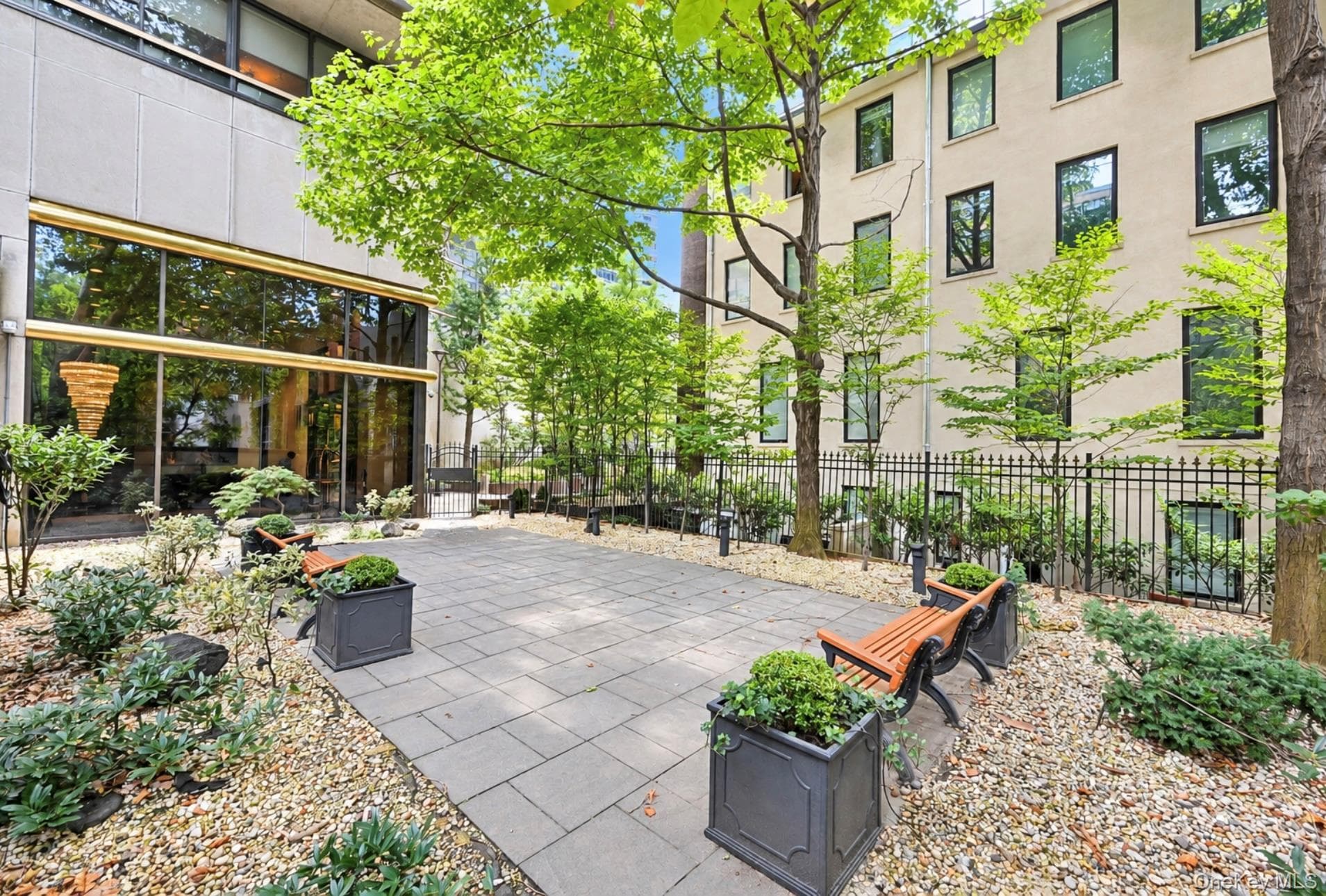 167 E 61st Street Unit: 28E thumbnail 27