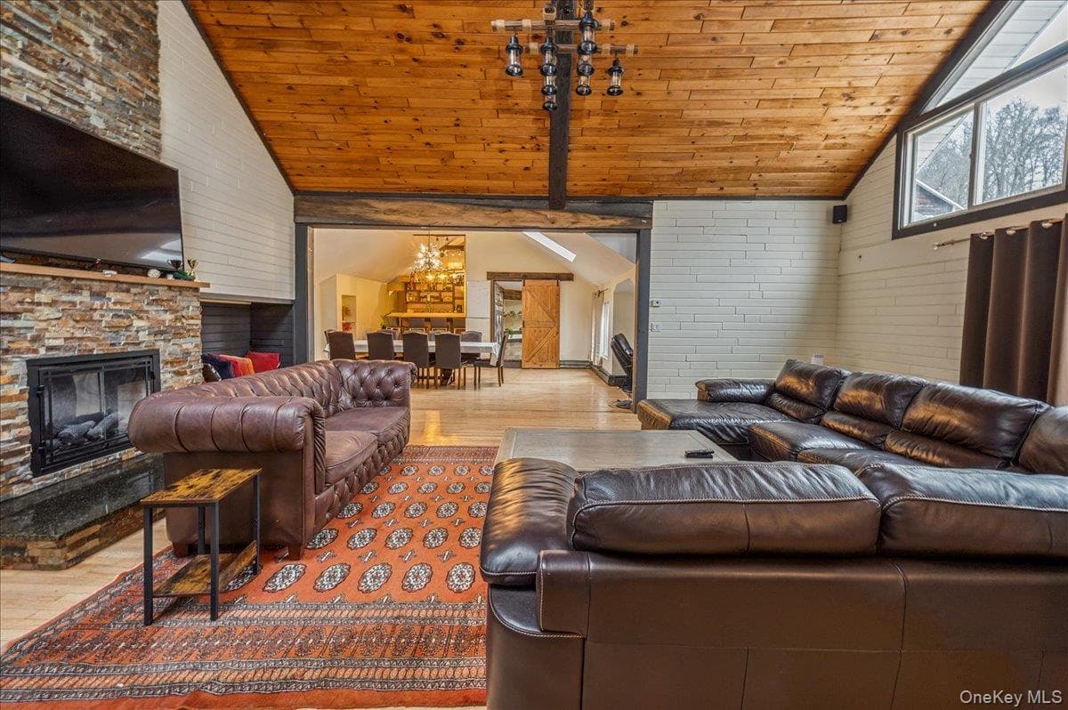 584 Milltown Road thumbnail 5