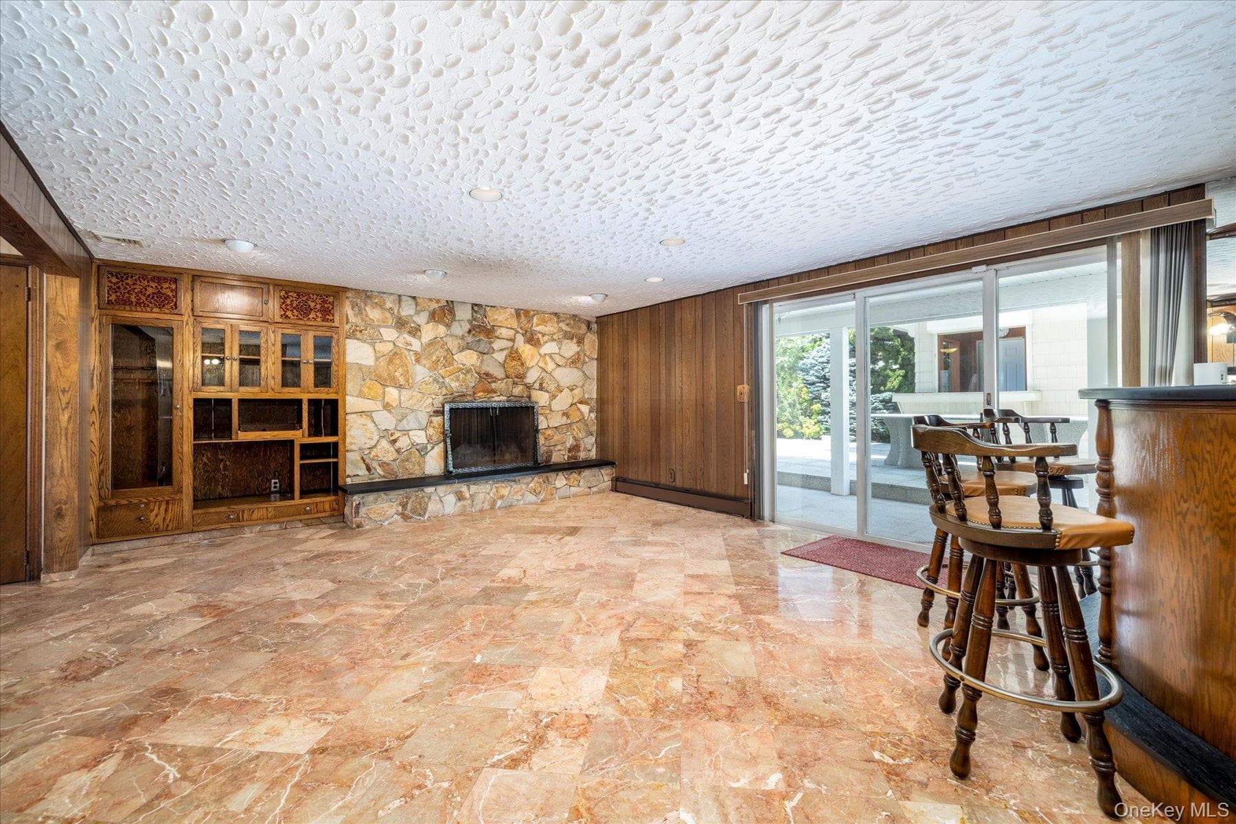 1298 Beech Street thumbnail 6