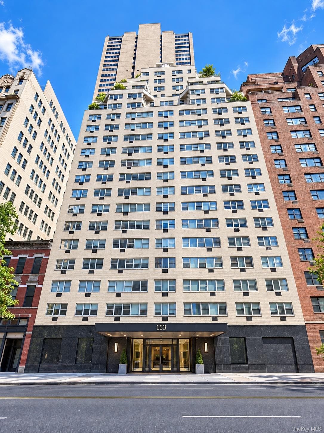 153 East 57th St ST Unit: 21B thumbnail 2