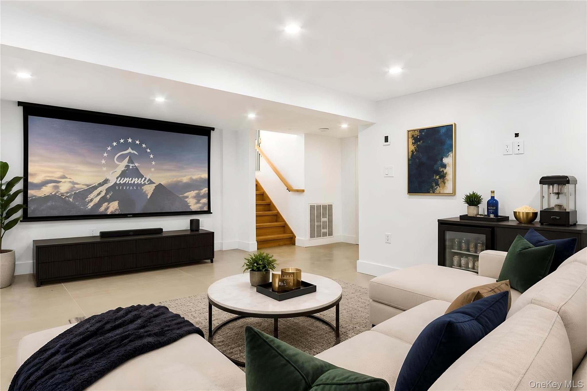 934 Eileen Terrace thumbnail 9
