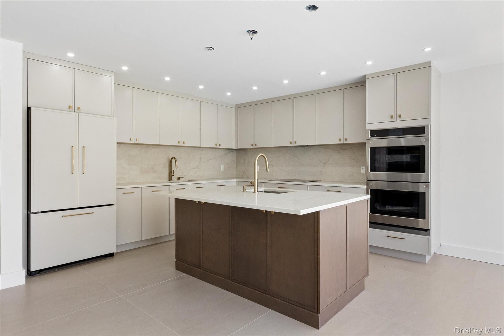 934 Eileen Terrace thumbnail 5