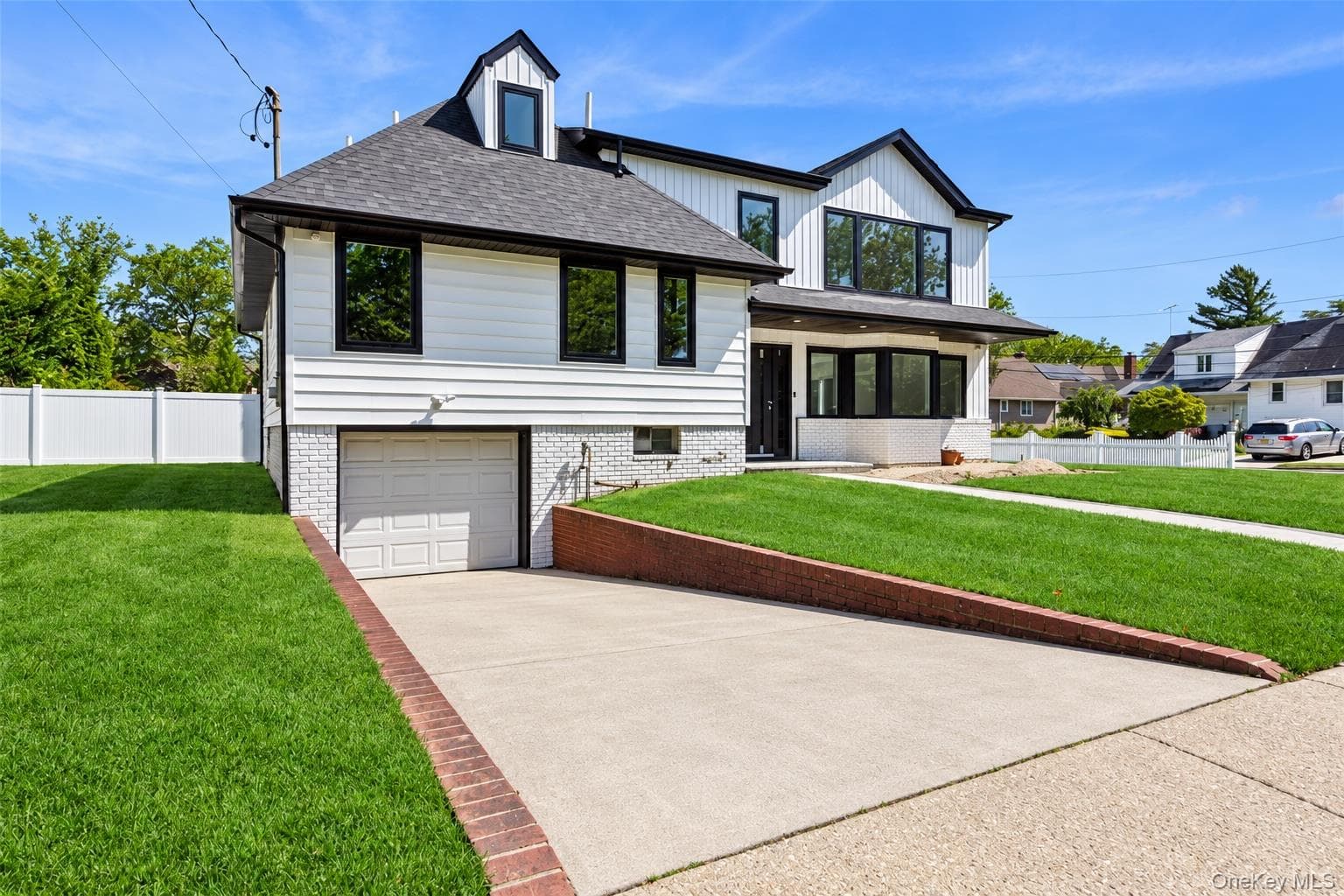 934 Eileen Terrace, Woodmere