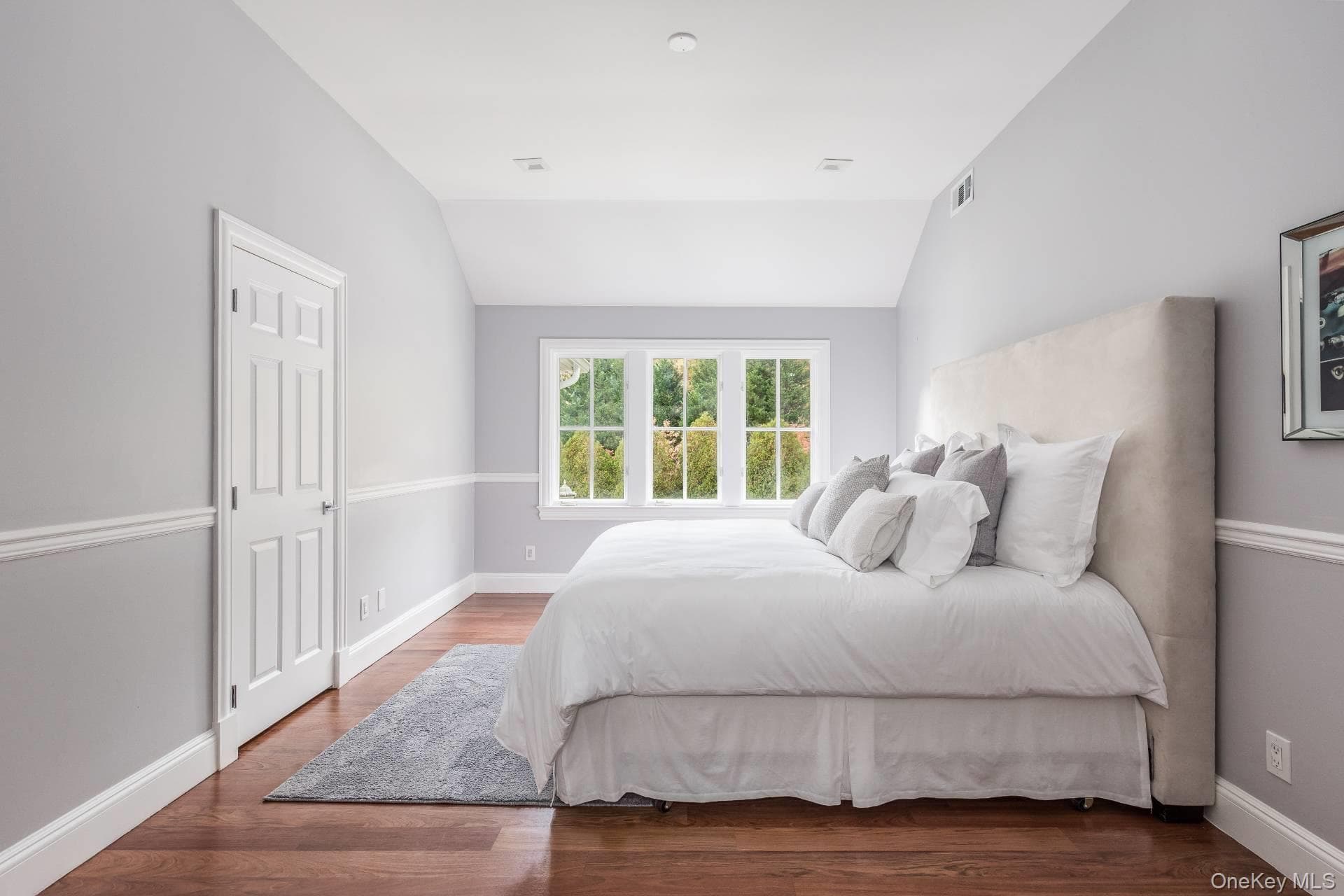 2136 Deerfield Road thumbnail 26