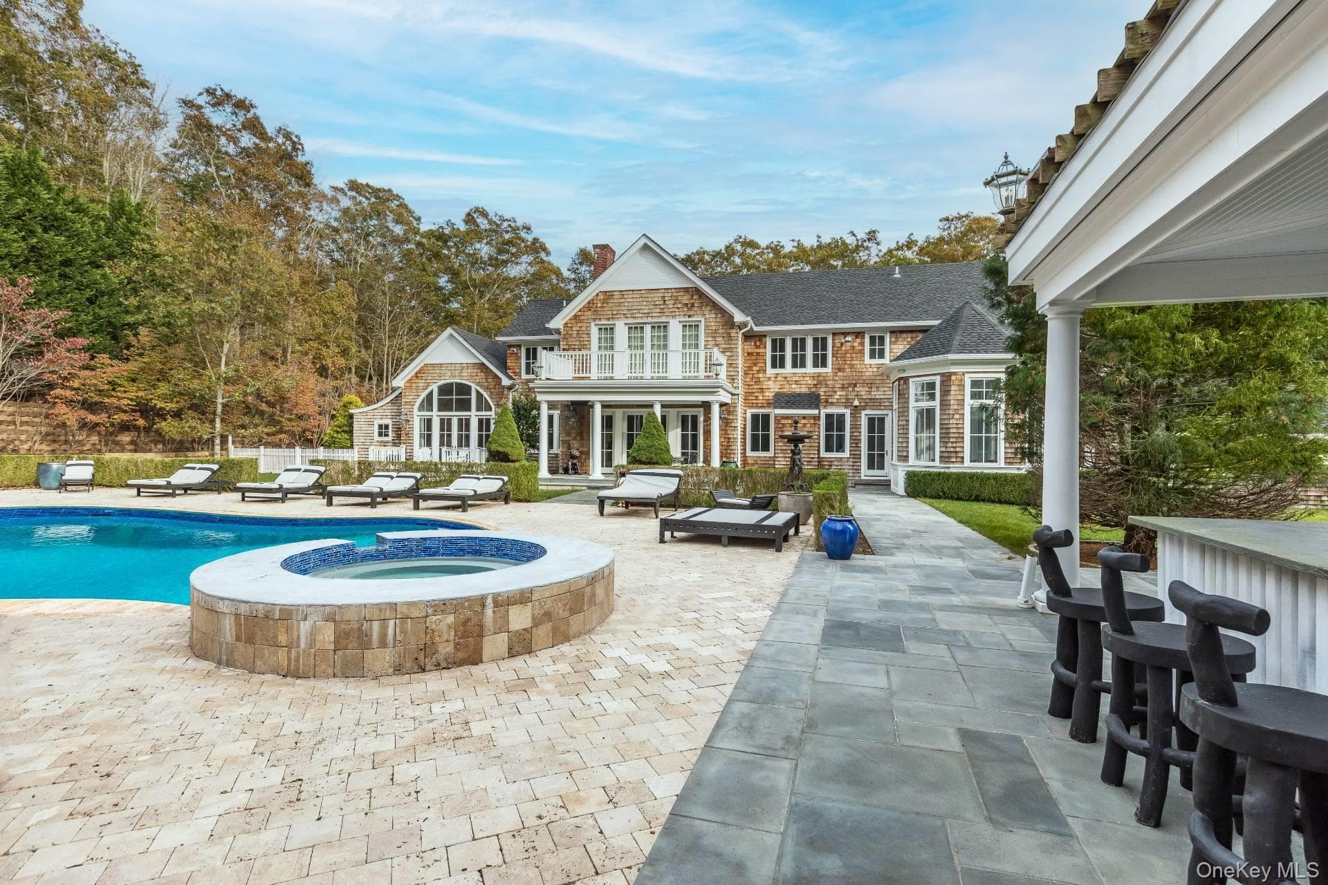 2136 Deerfield Road thumbnail 5