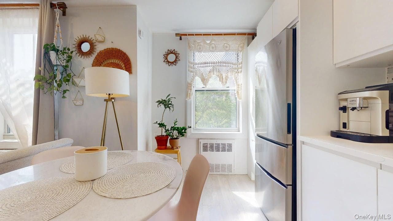 68-15 Selfridge Street Unit: 3D thumbnail 8