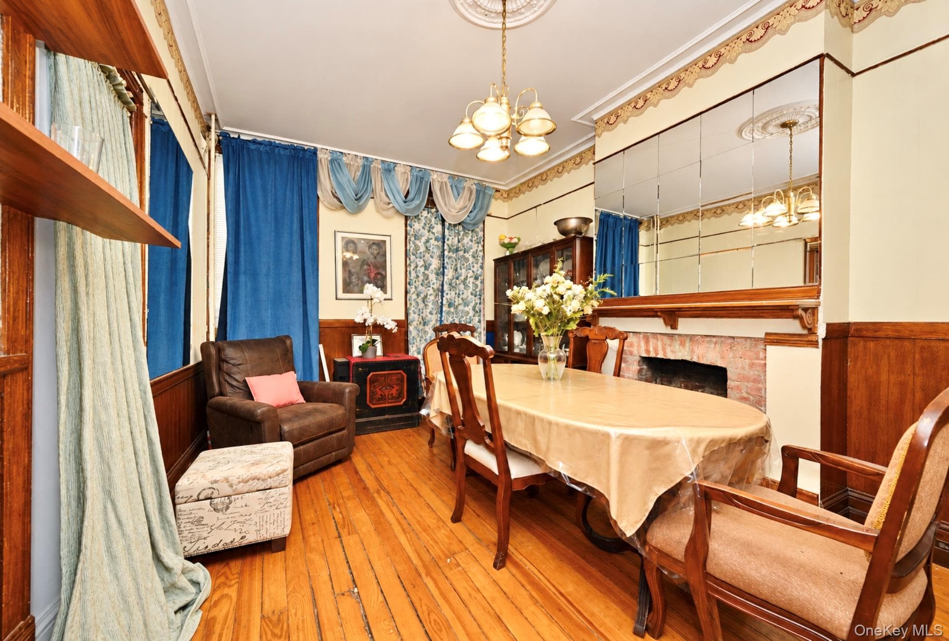 107 Moffat Street thumbnail 3