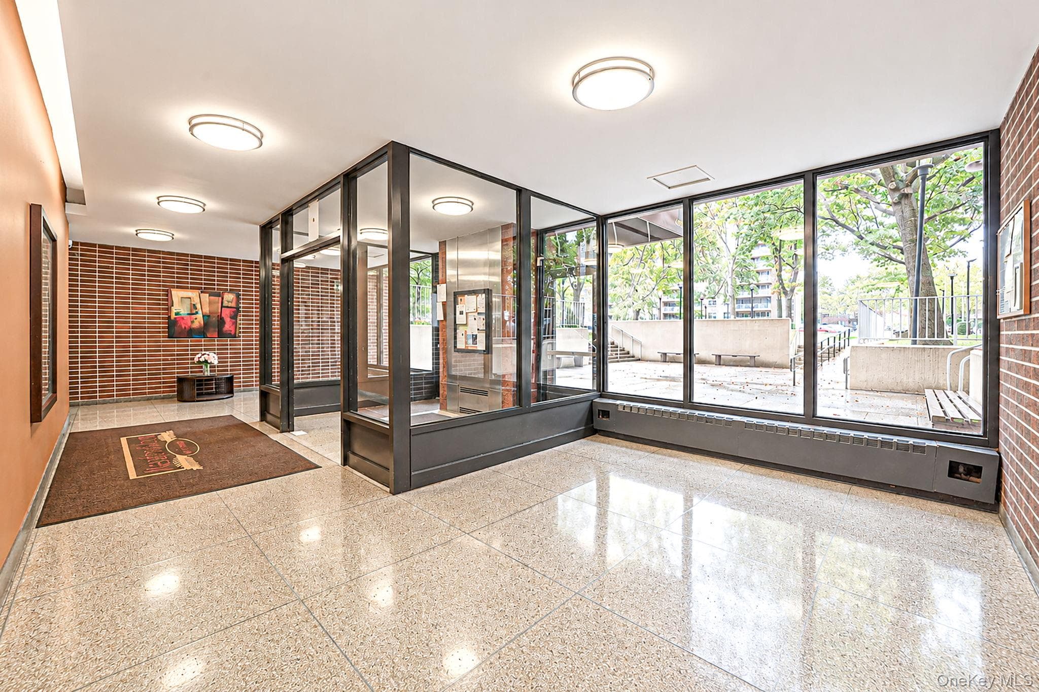 400 Cozine Avenue Unit: 1J thumbnail 3
