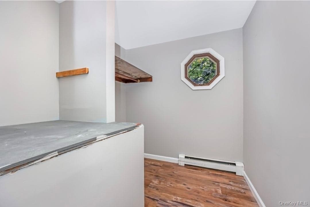 9 Half Moon Pond Road thumbnail 18