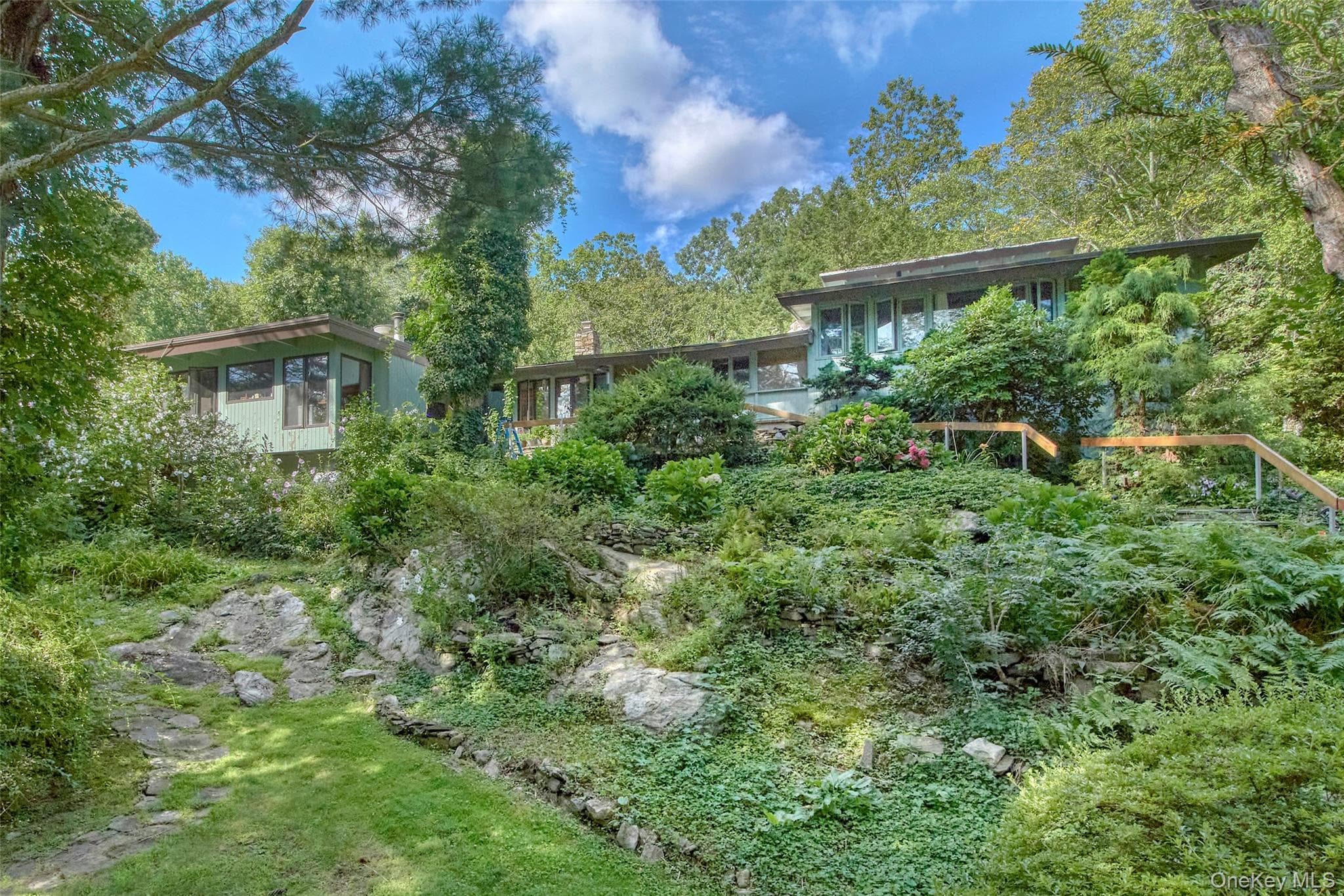 35 Saxon Woods Road, White Plains