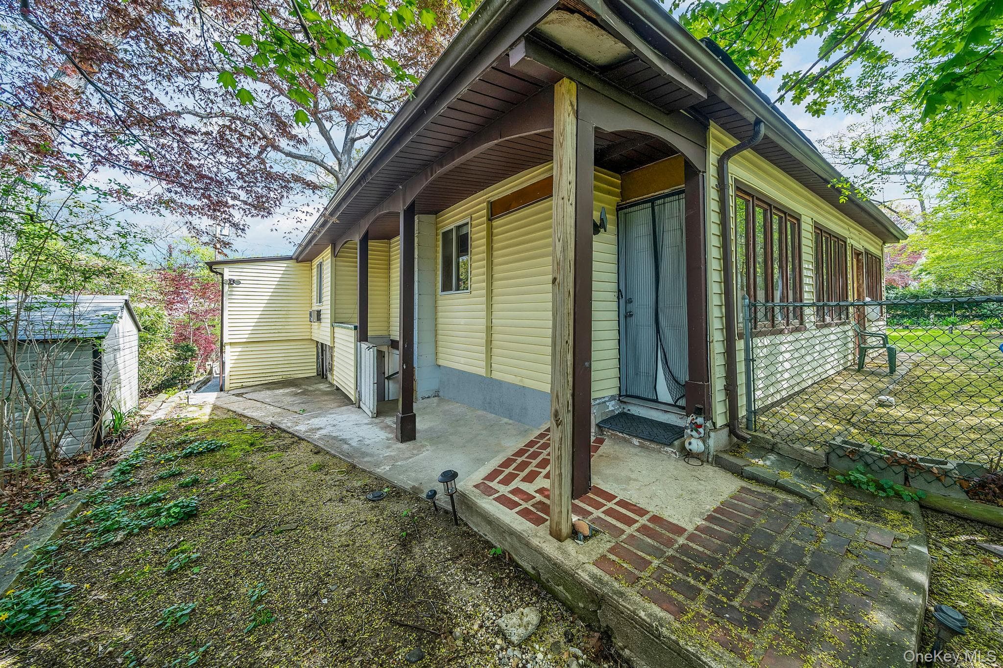 18 Houghton Boulevard thumbnail 8