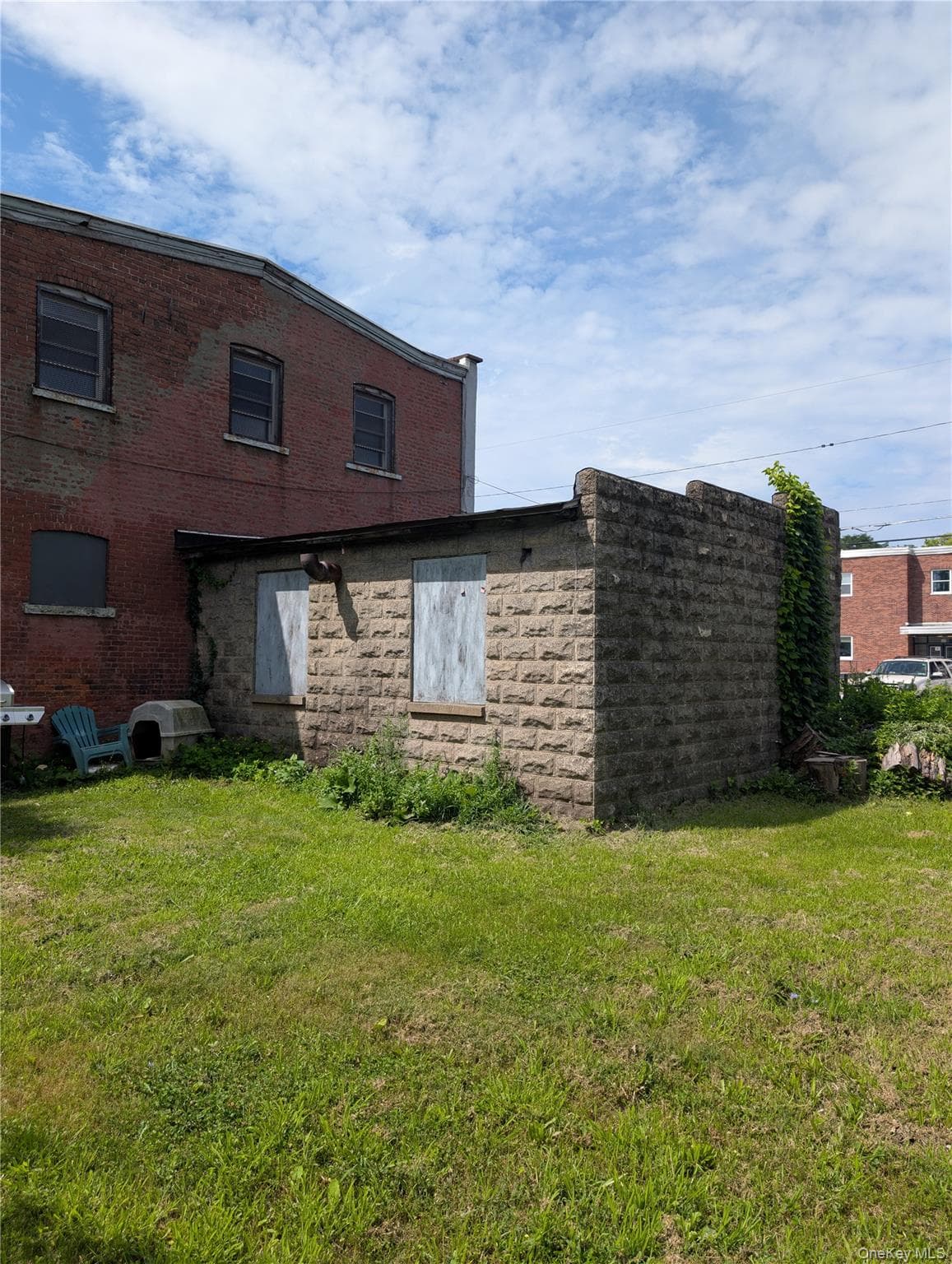 105 Courtney Avenue thumbnail 25