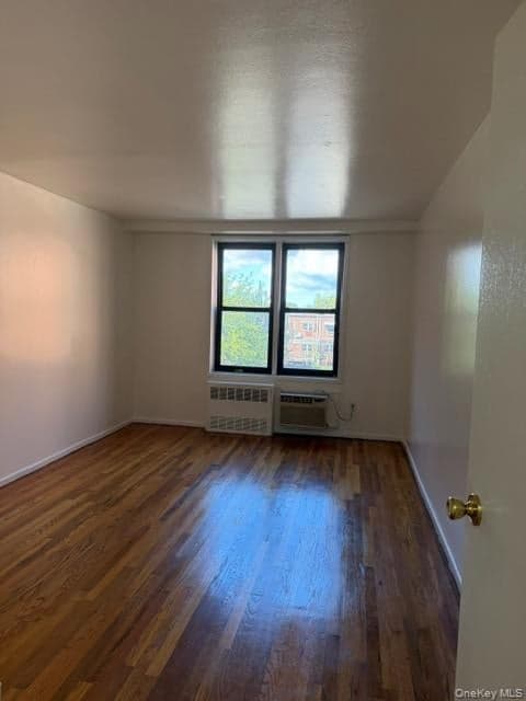 144-63 35th Avenue Unit: 3M thumbnail 2