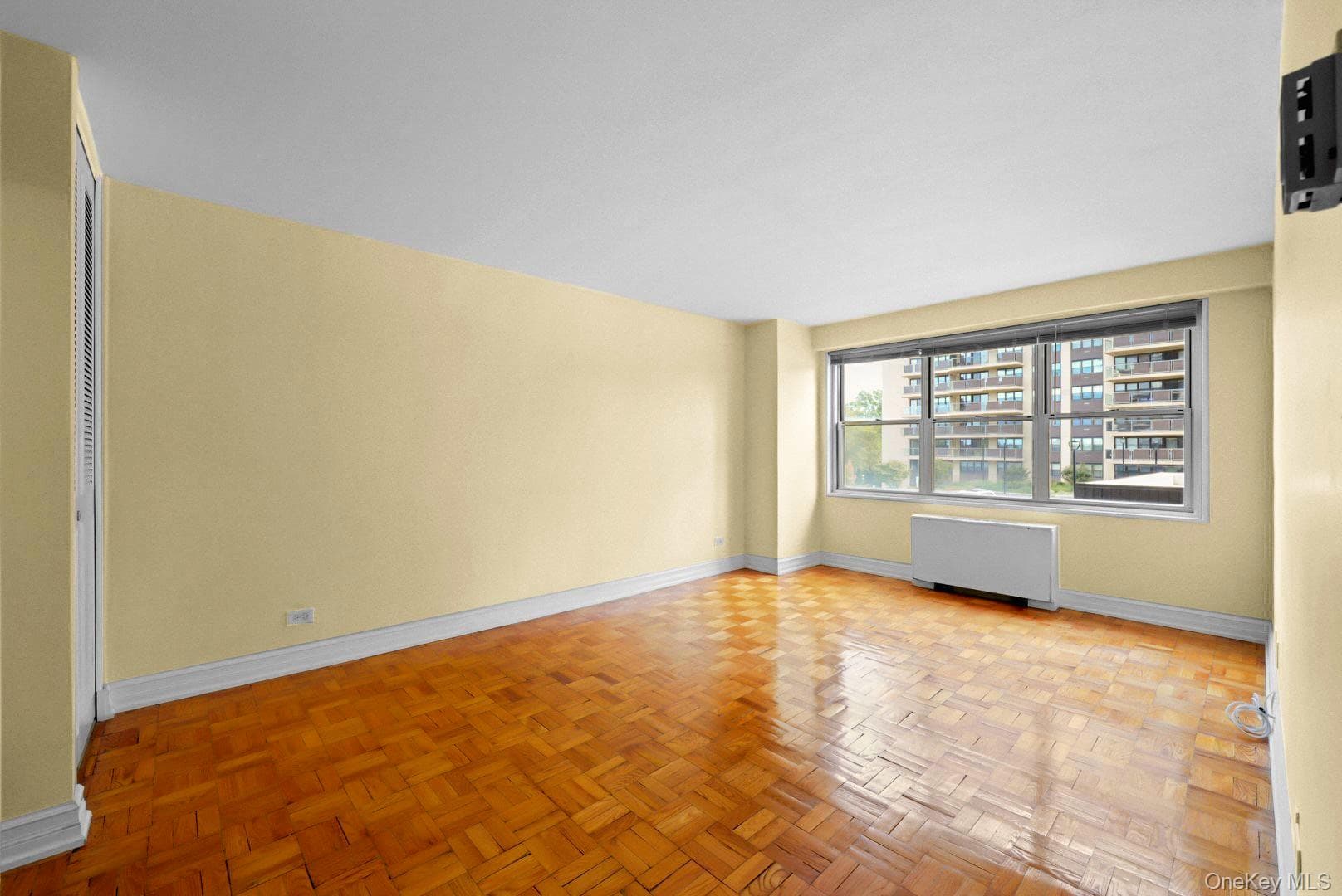 17-85 215th Street Unit: 2H thumbnail 14