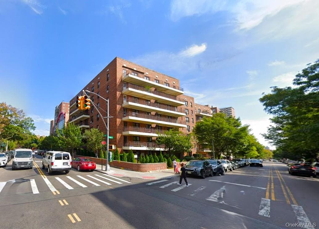 137-10 Franklin Avenue Unit: 316, Flushing