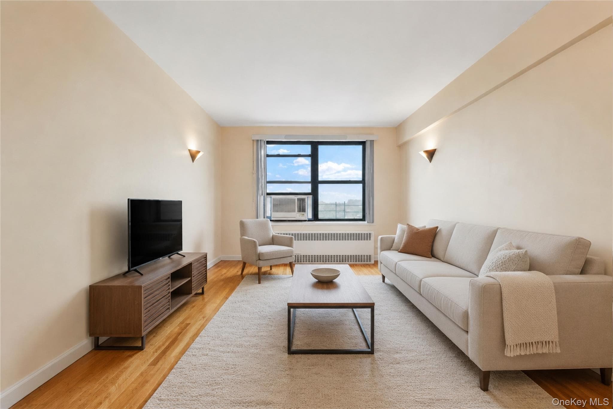 25-15 Union Street Unit: 6G, Flushing