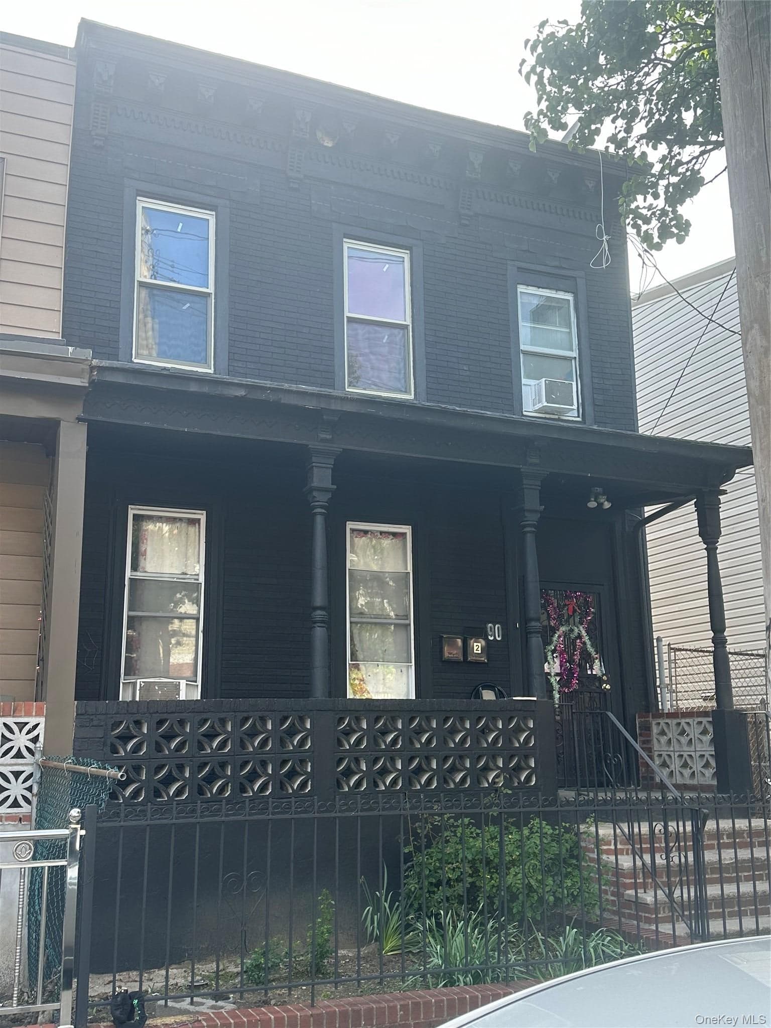90 Wyona Street thumbnail 3